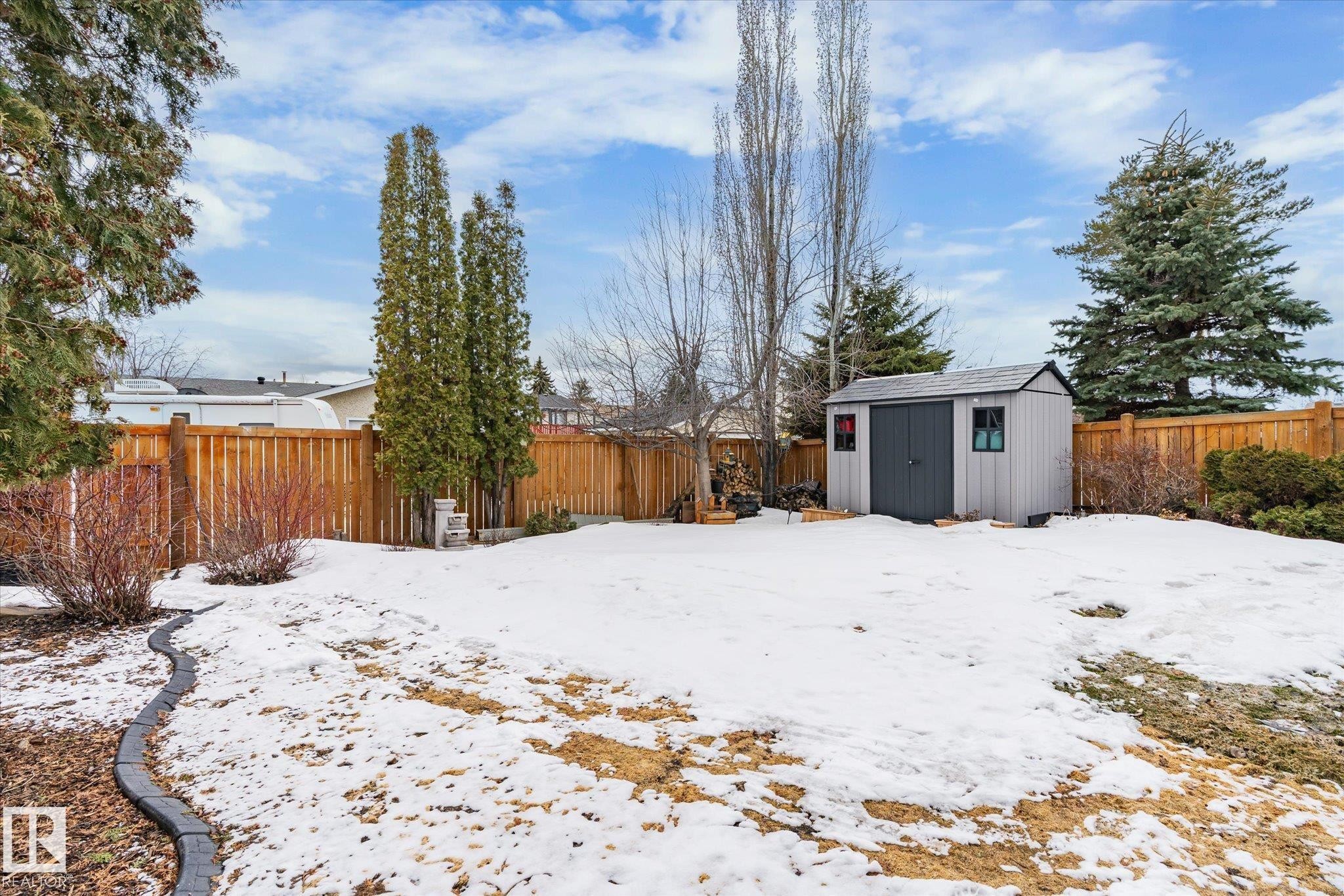 8427 152B Avenue, Edmonton, AB - Outdoor