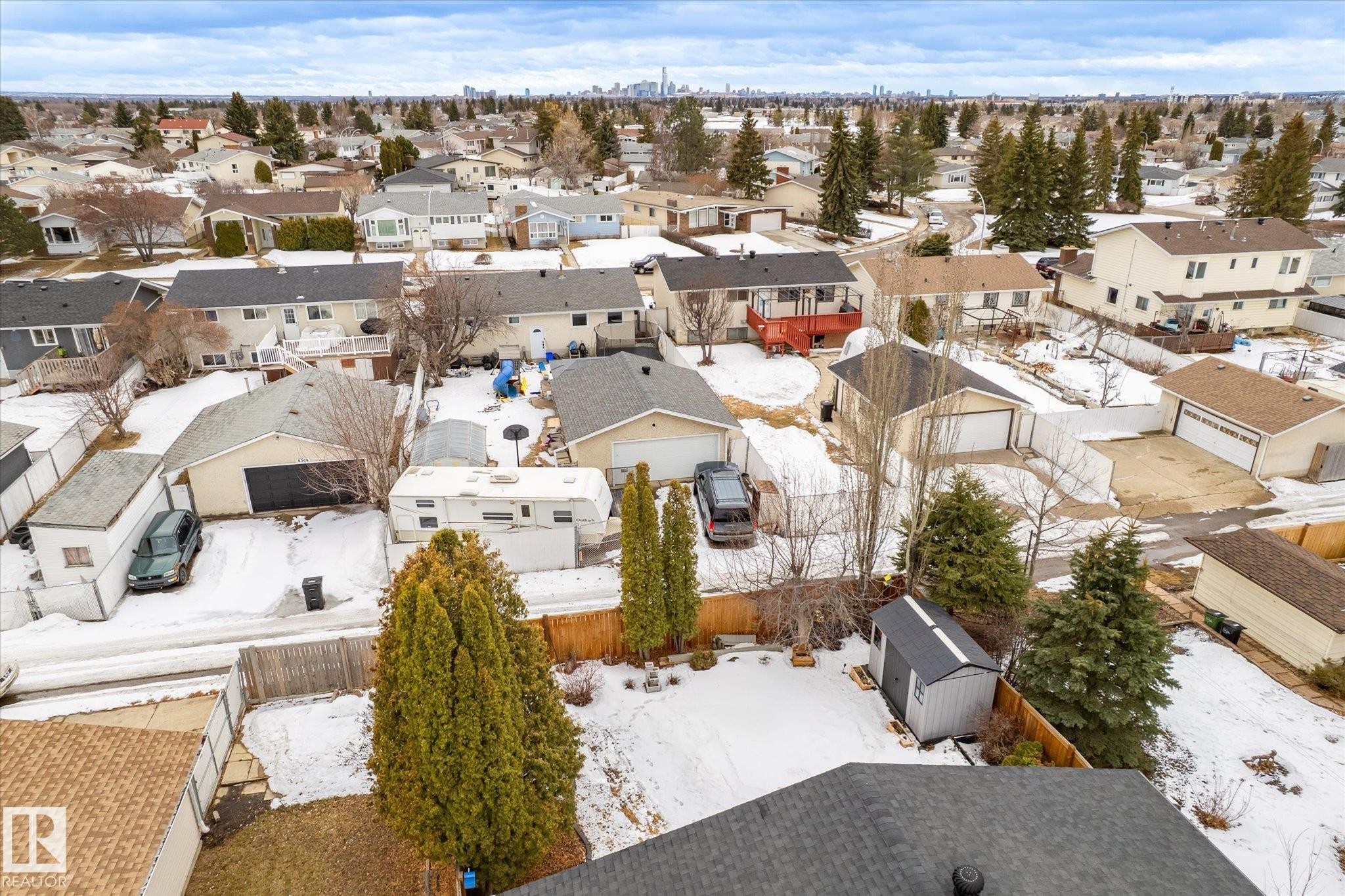 8427 152B Avenue, Edmonton, AB - Outdoor With View