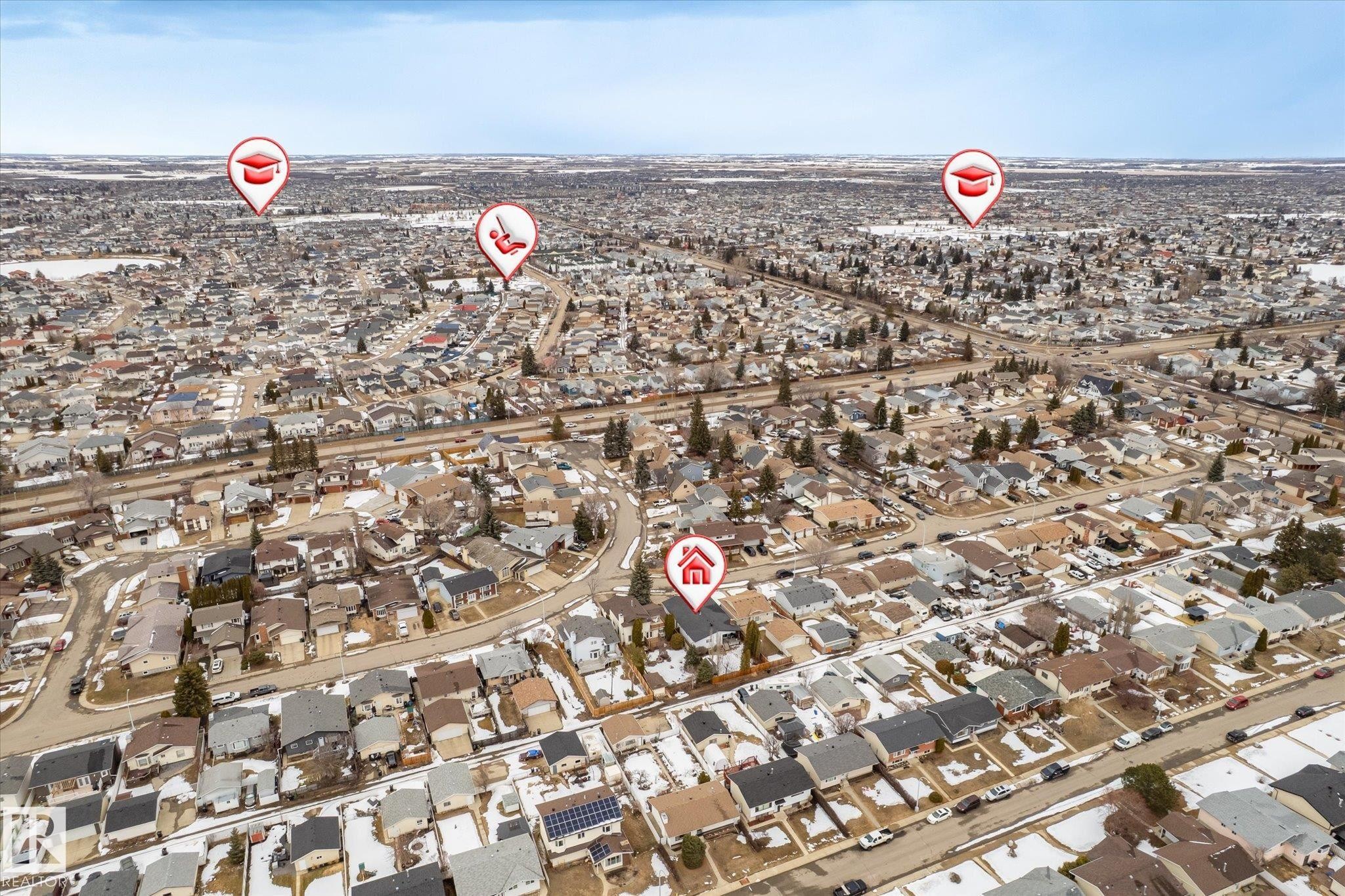 8427 152B Avenue, Edmonton, AB - Outdoor With View