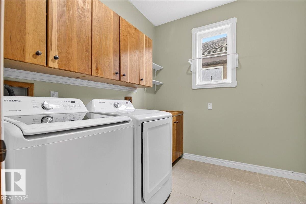 1004 Downey Way, Edmonton, AB - Indoor Photo Showing Laundry Room