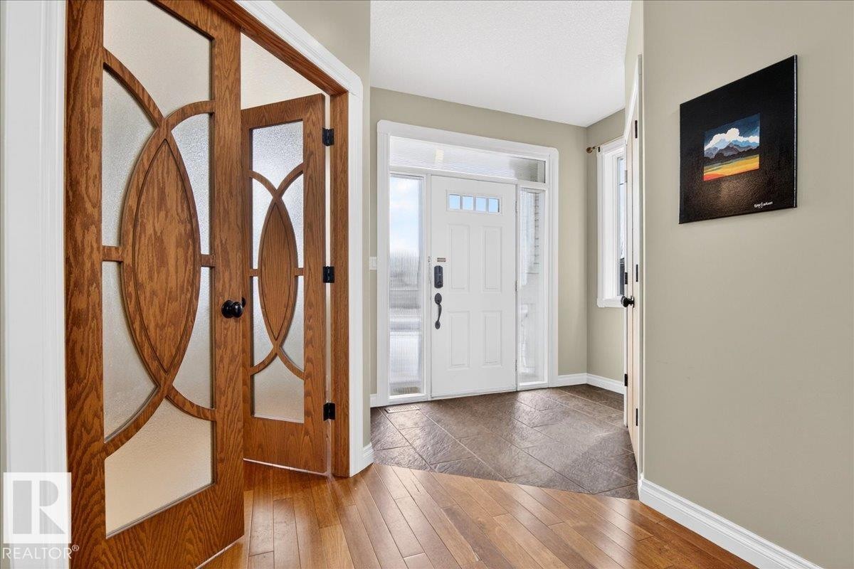 1004 Downey Way, Edmonton, AB - Indoor Photo Showing Other Room