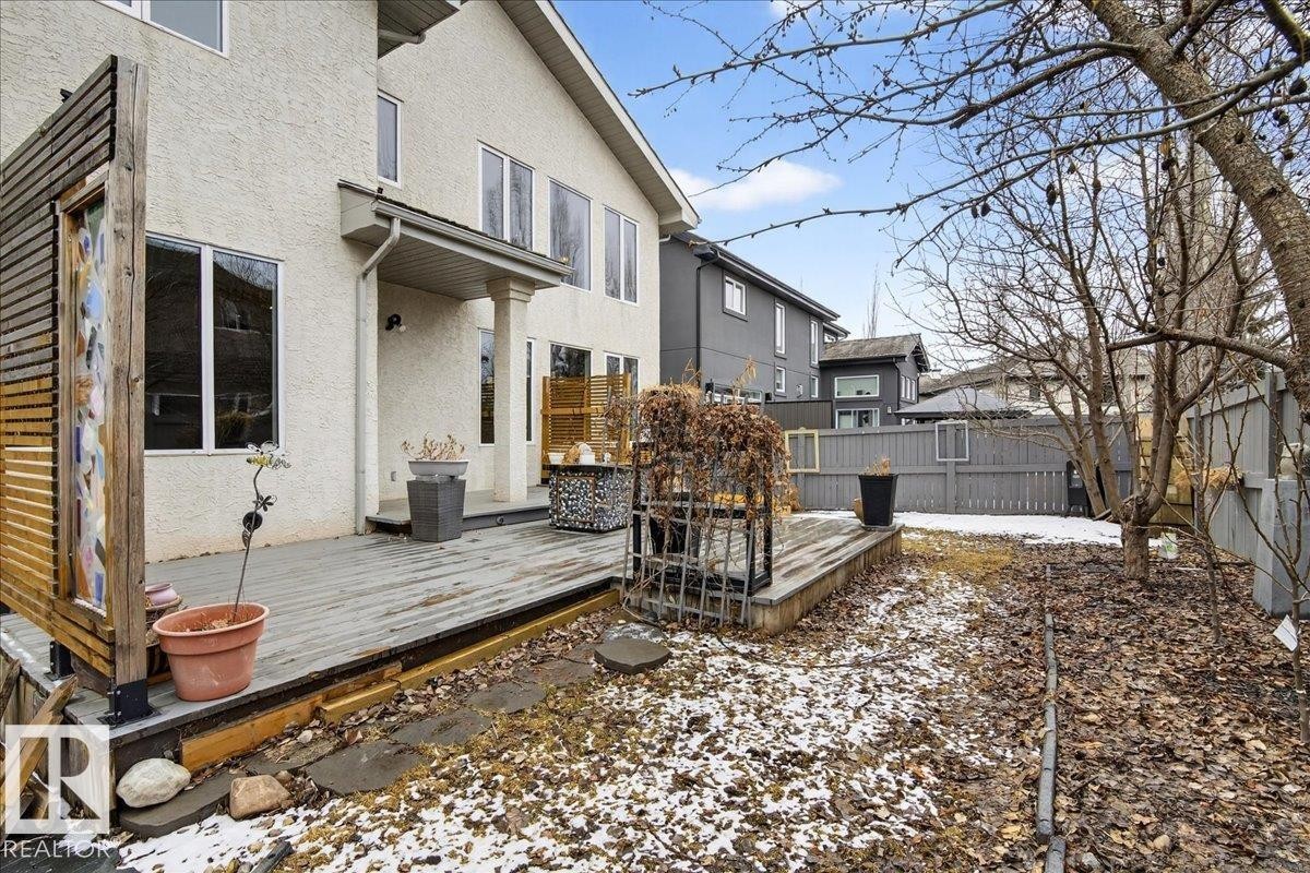 1004 Downey Way, Edmonton, AB - Outdoor