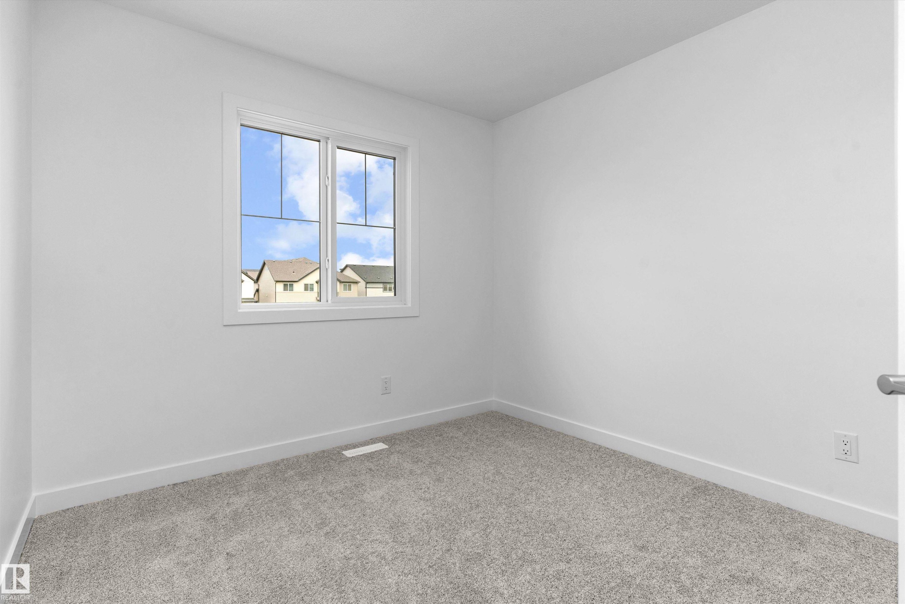 1058 Cristall Crescent, Edmonton, AB