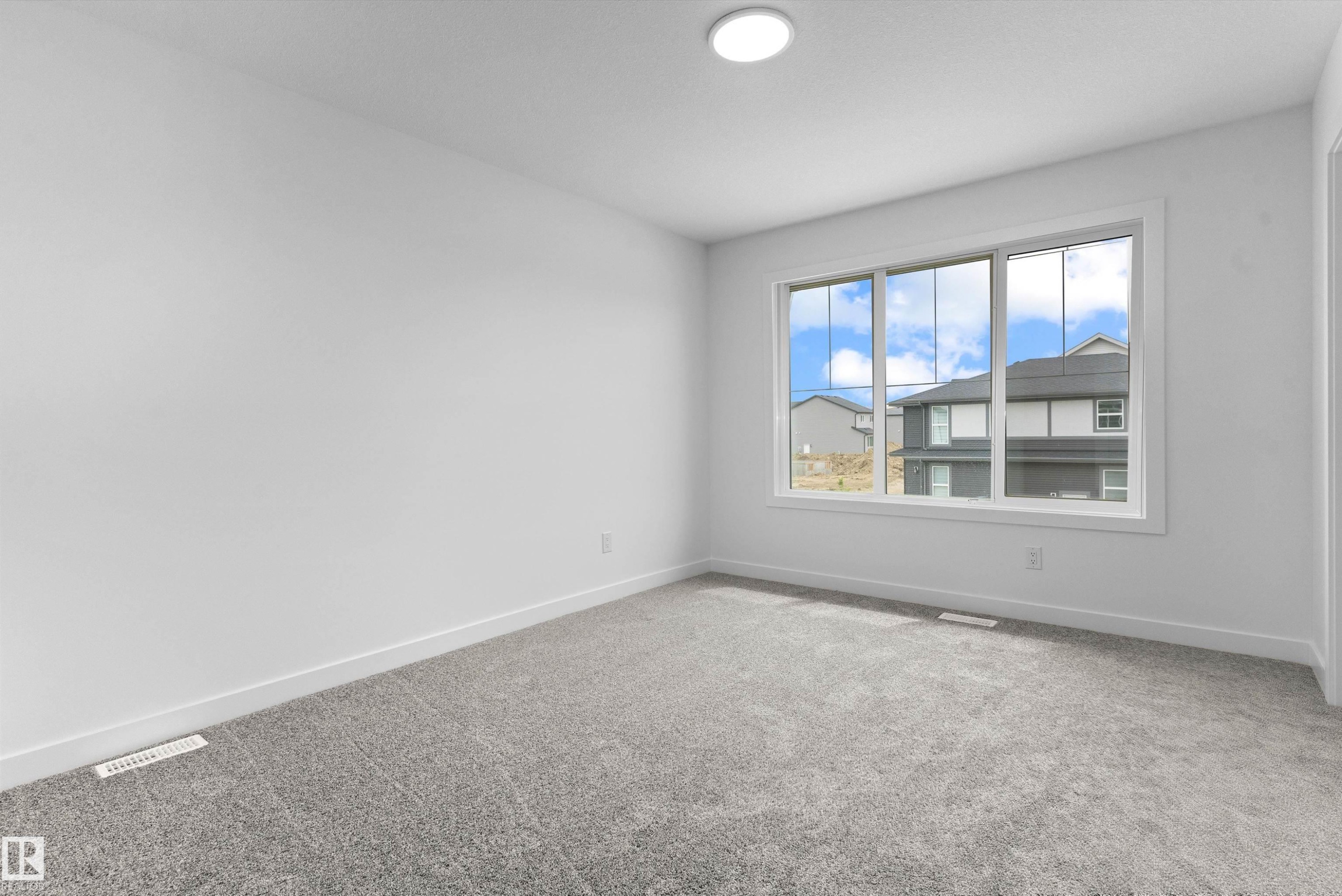 1058 Cristall Crescent, Edmonton, AB