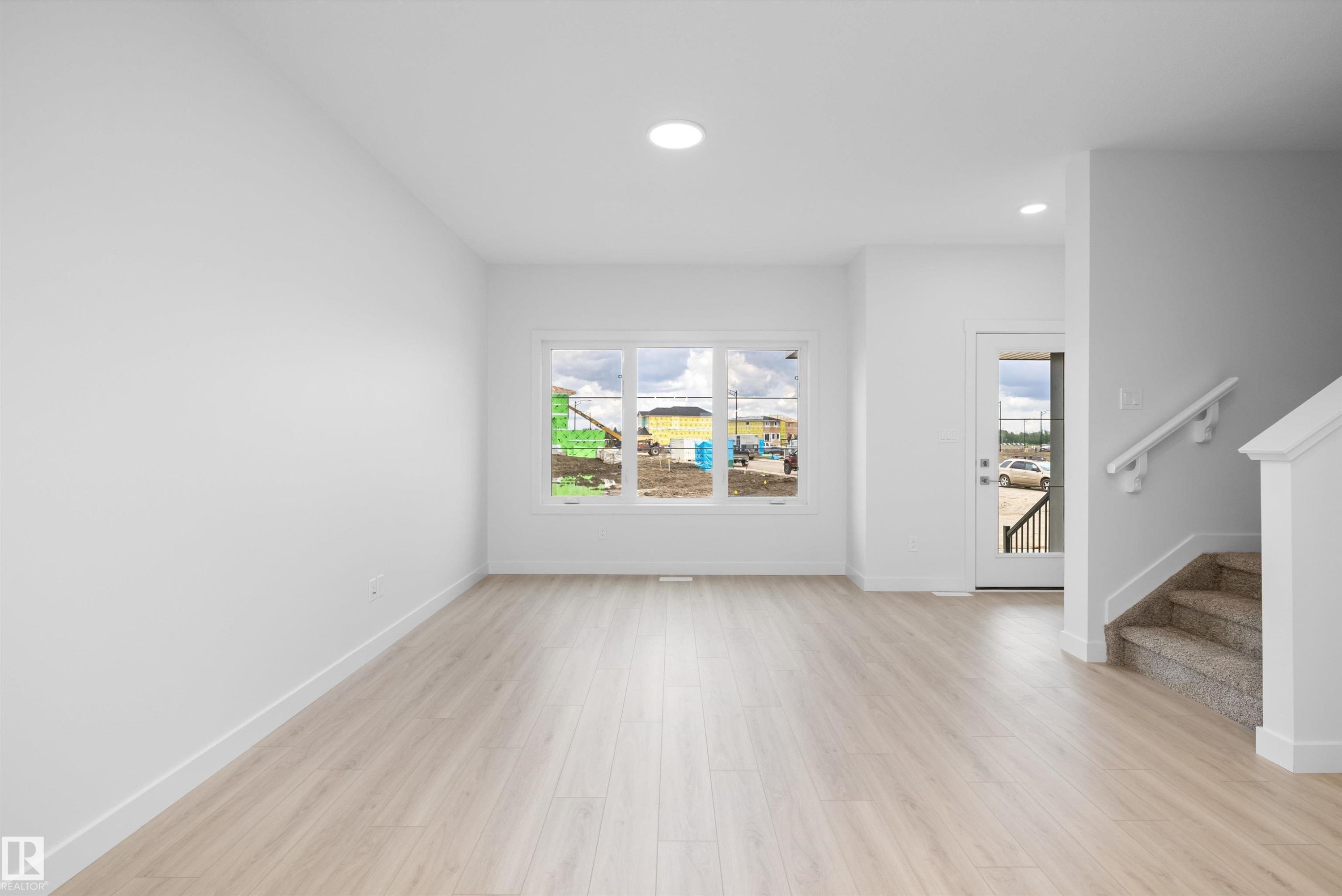 18709 18A Avenue, Edmonton, AB - Indoor Photo Showing Kitchen