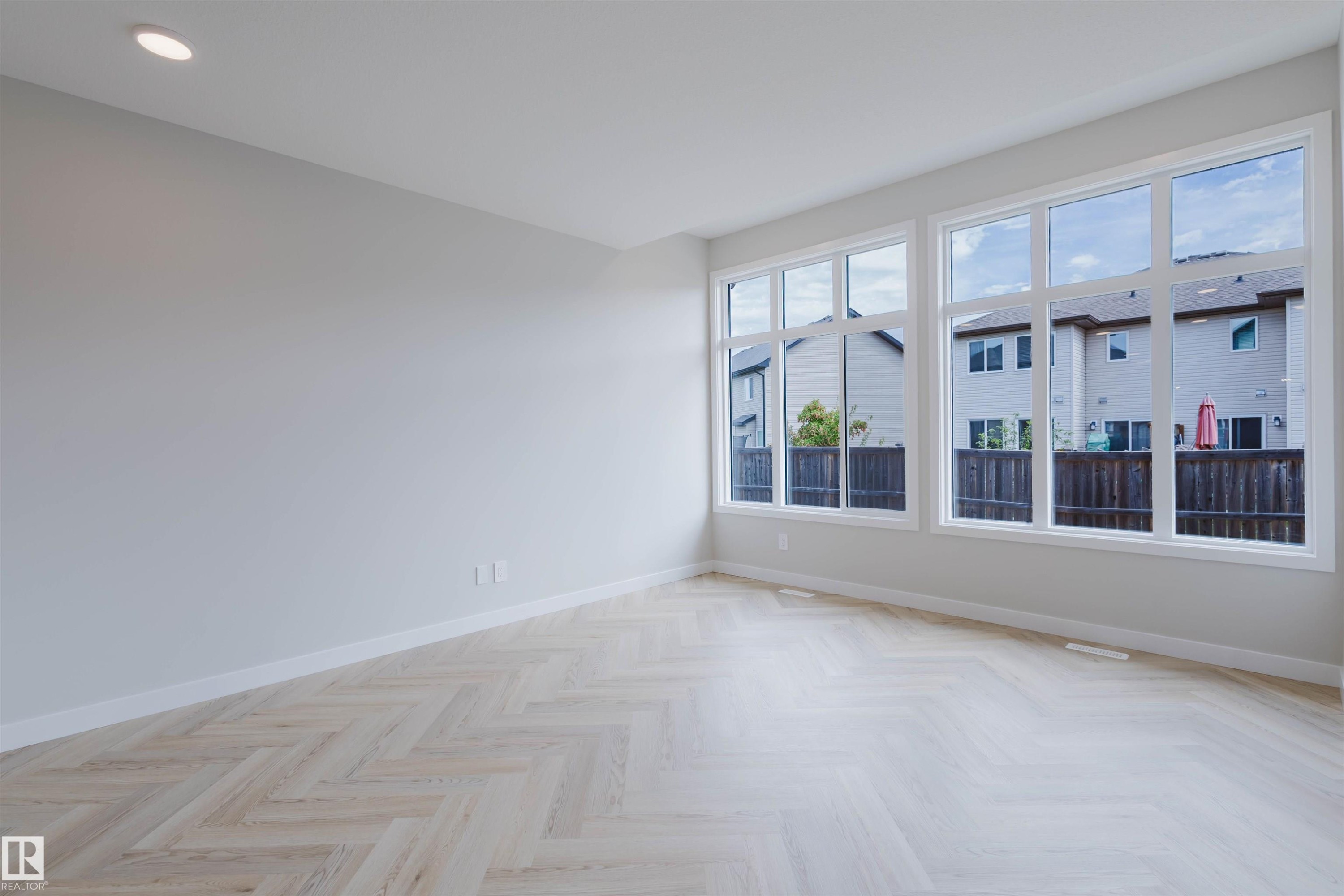 20632 43 Avenue, Edmonton, AB - Indoor Photo Showing Other Room