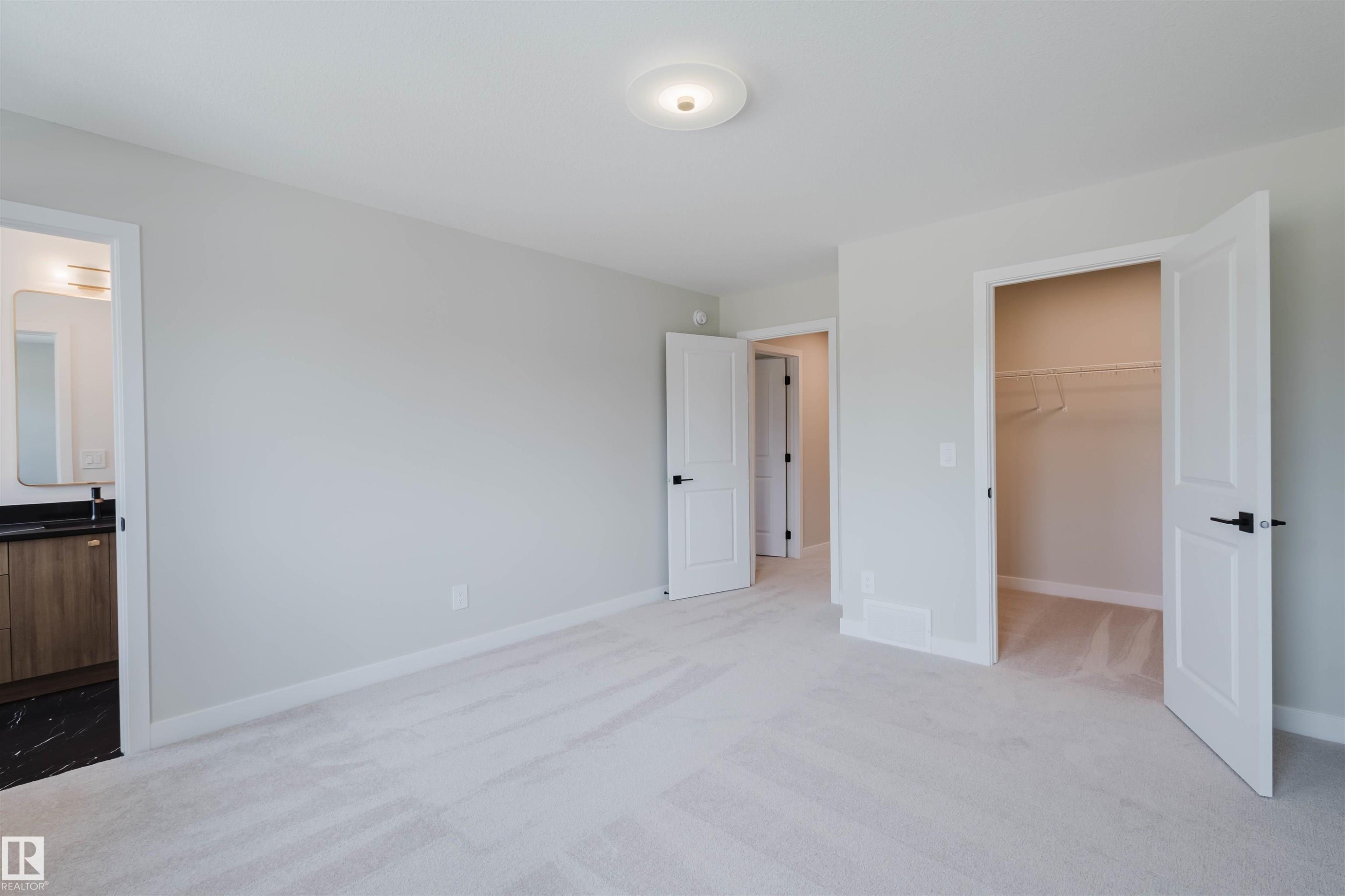 20632 43 Avenue, Edmonton, AB - Indoor Photo Showing Other Room