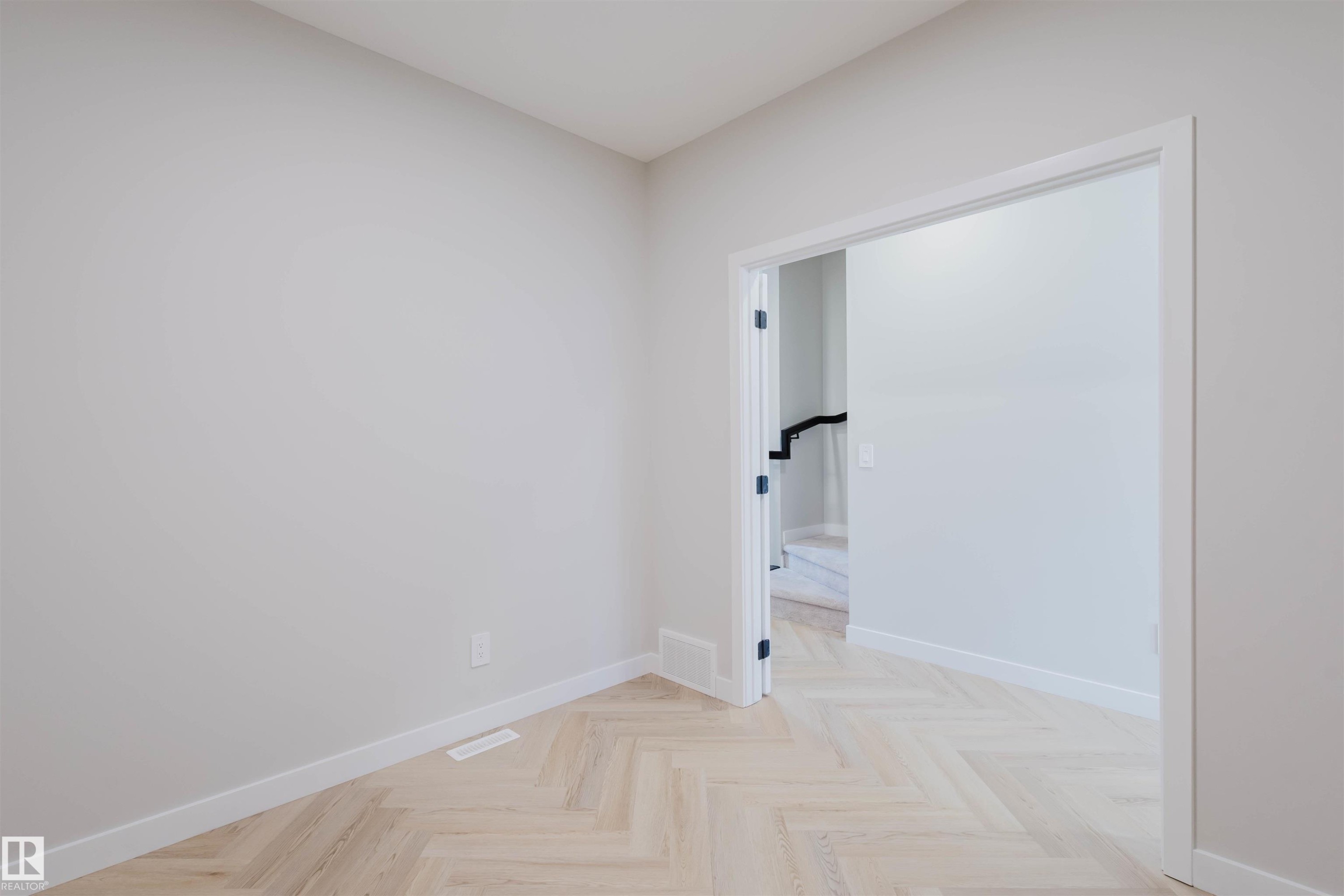 20632 43 Avenue, Edmonton, AB - Indoor Photo Showing Other Room