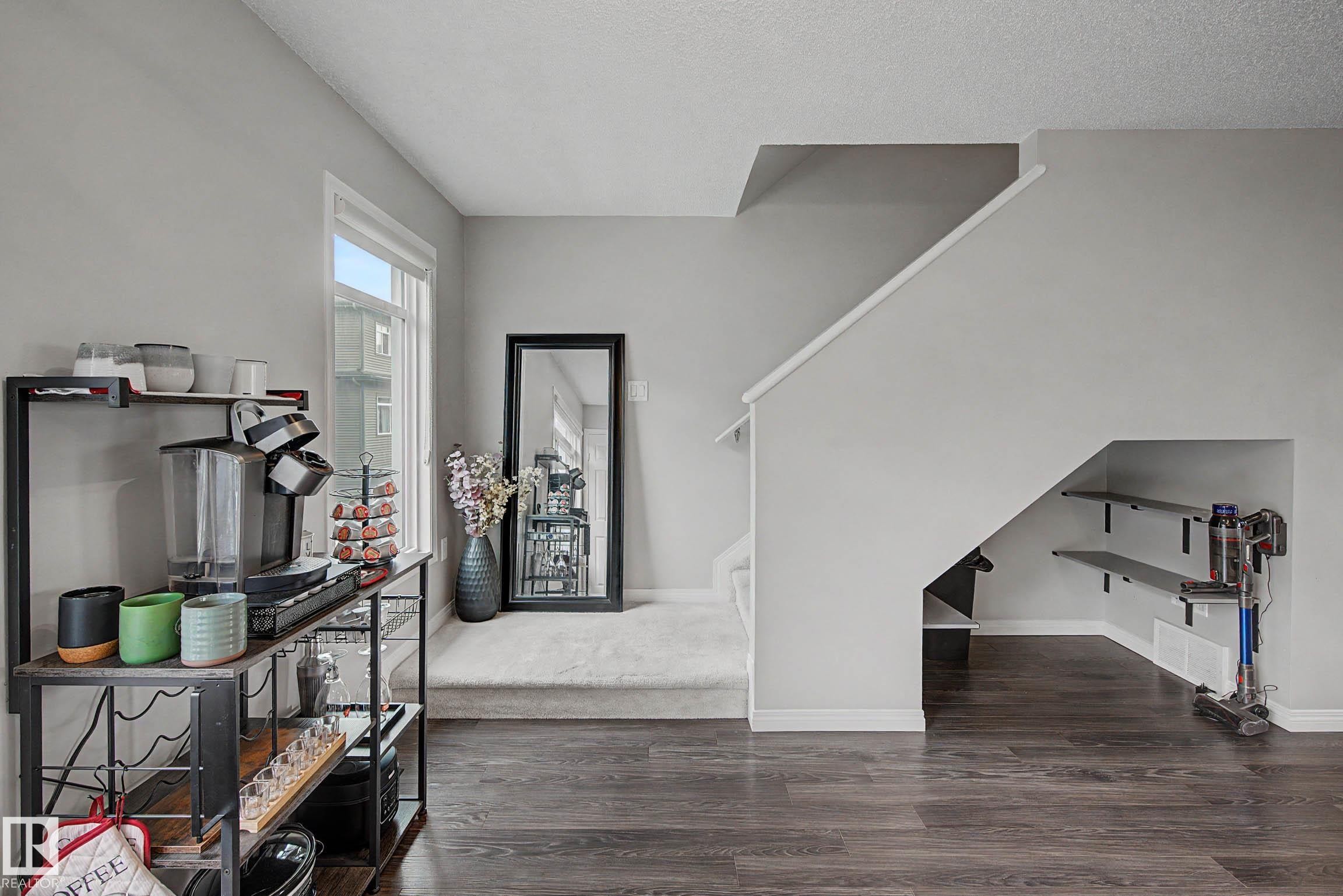 51 7503 Getty Gate, Edmonton, AB - Indoor Photo Showing Other Room