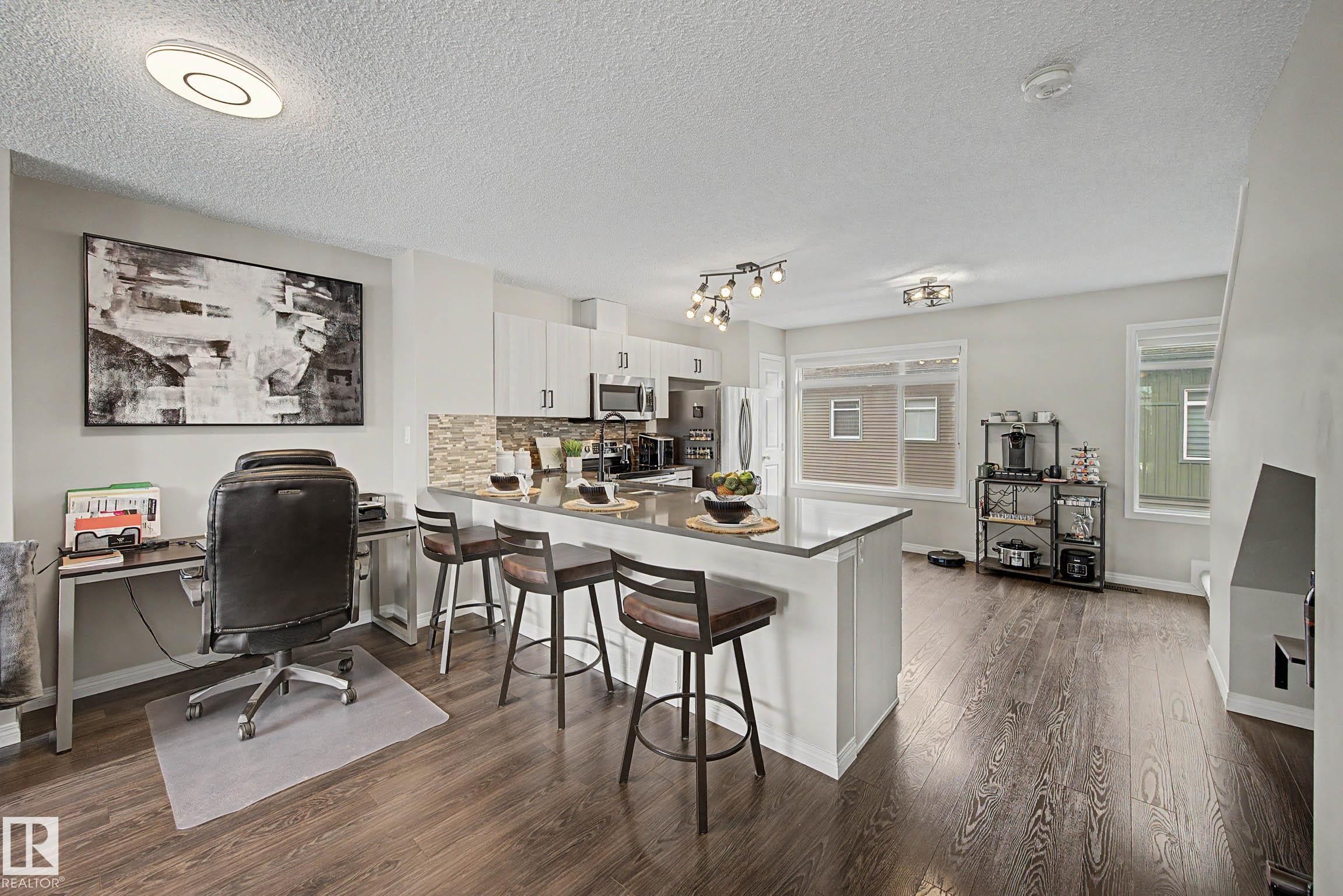 51 7503 Getty Gate, Edmonton, AB - Indoor