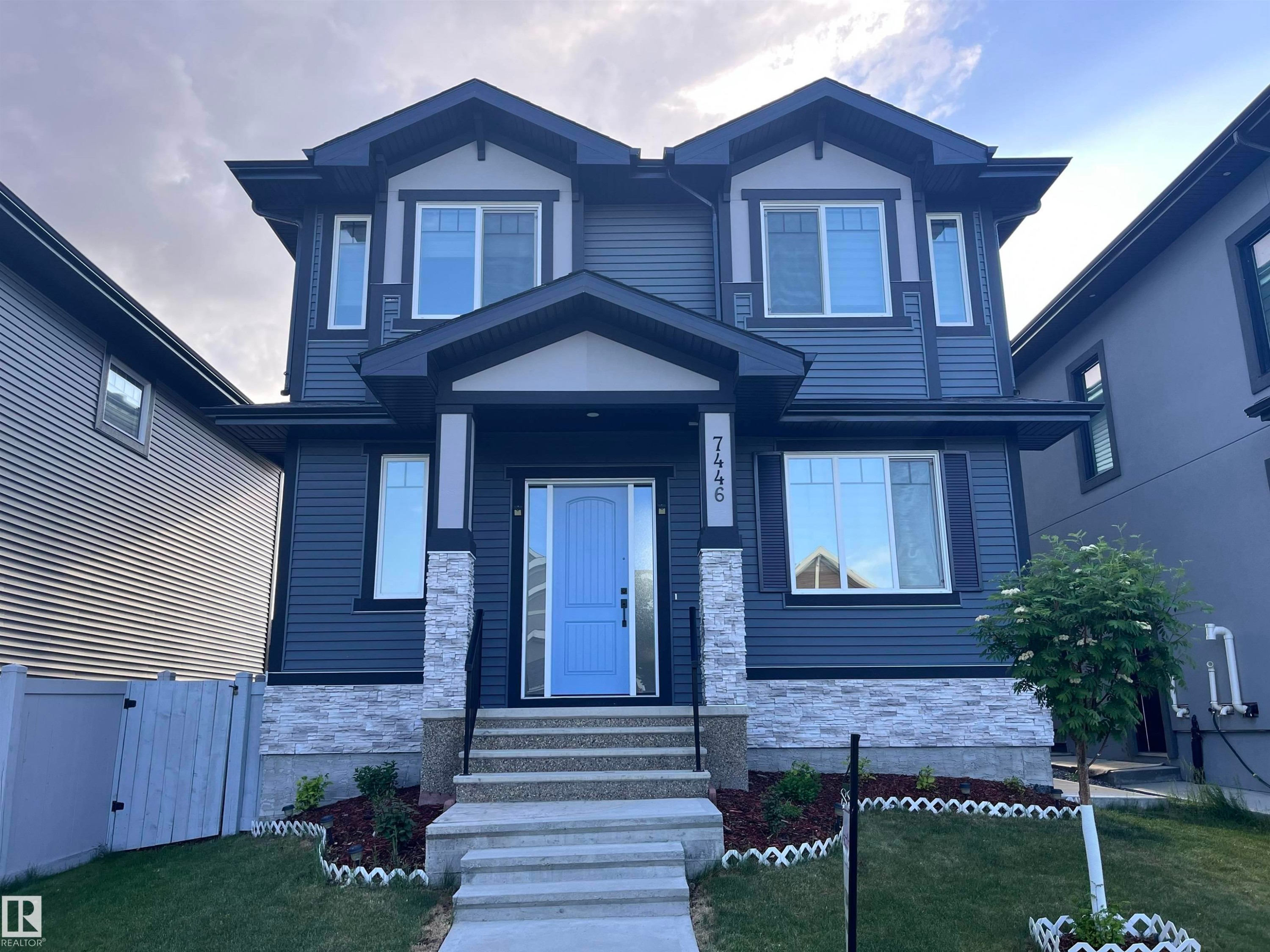 7446 Colonel Mewburn Road, Edmonton, AB - Outdoor With Facade