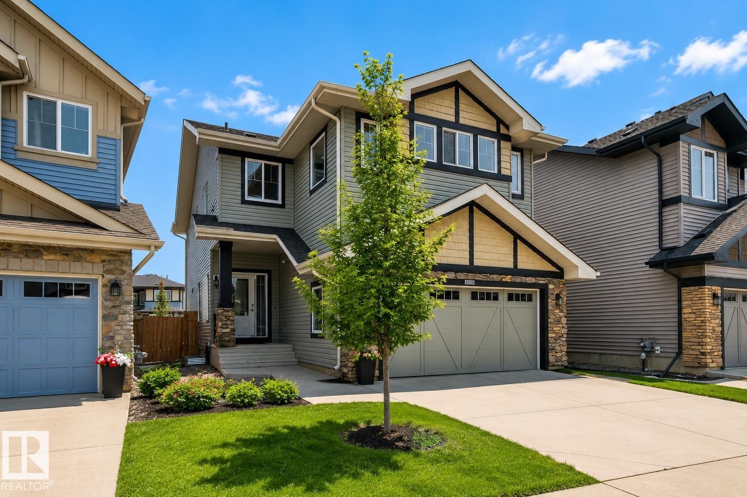 15807 18 Avenue, Edmonton, AB - Outdoor With Facade