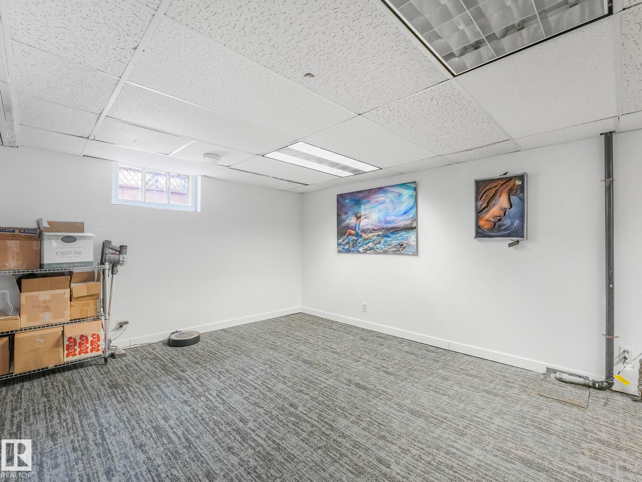 10727 66 Avenue, Edmonton, AB - Indoor Photo Showing Other Room