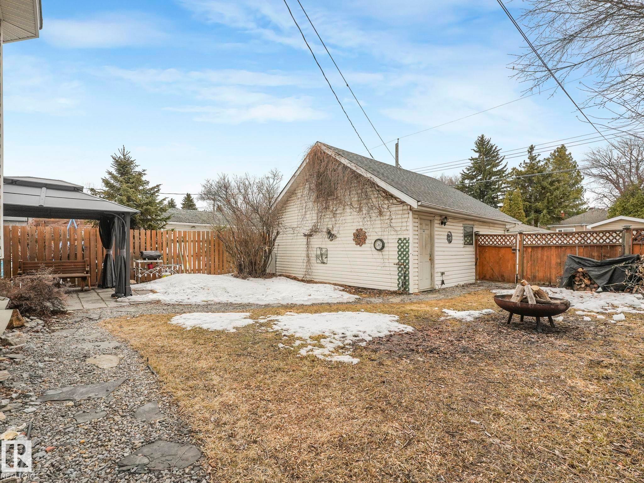 10727 66 Avenue, Edmonton, AB - Outdoor