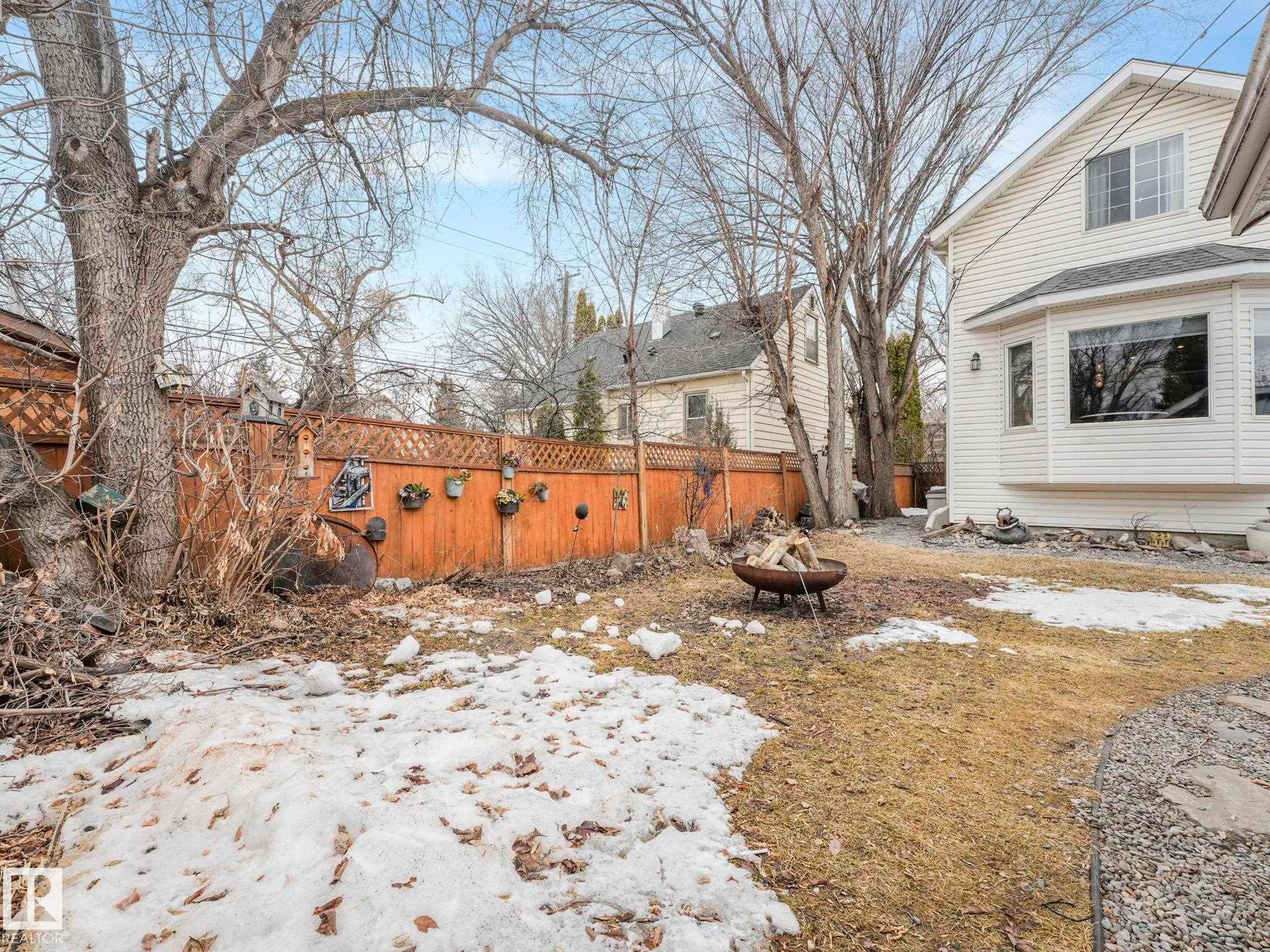 10727 66 Avenue, Edmonton, AB - Outdoor