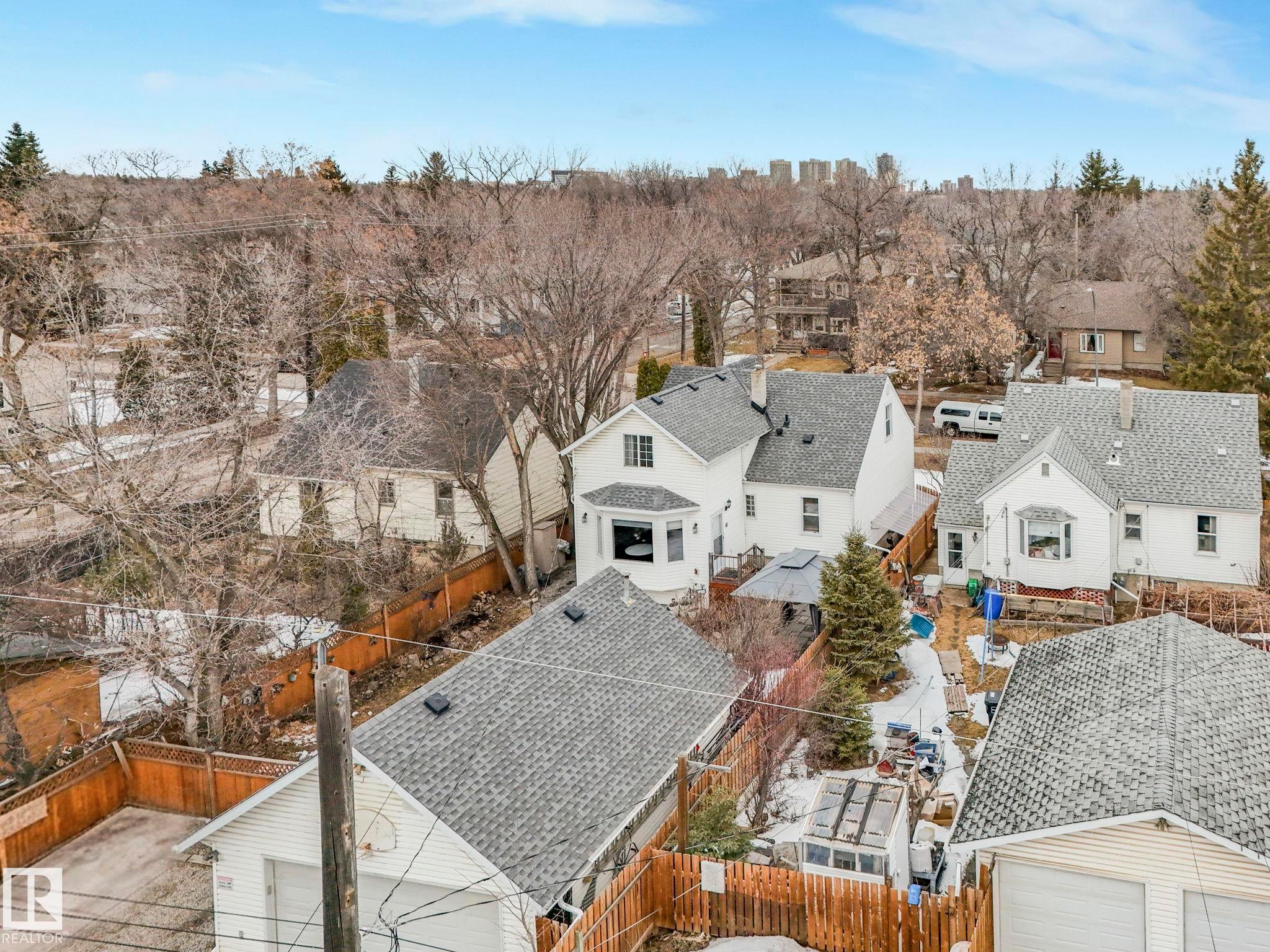 10727 66 Avenue, Edmonton, AB - Outdoor