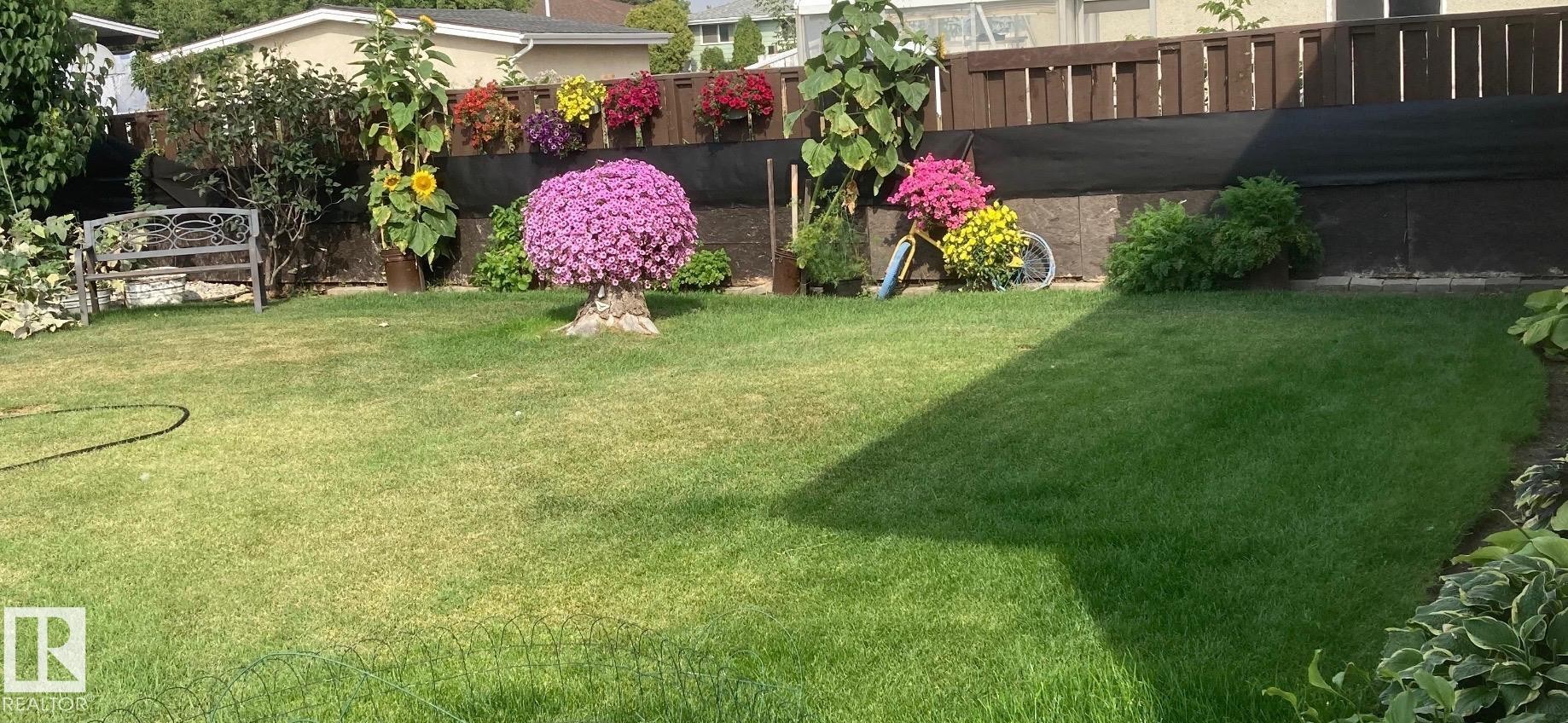 9512 147 Avenue, Edmonton, AB - Outdoor