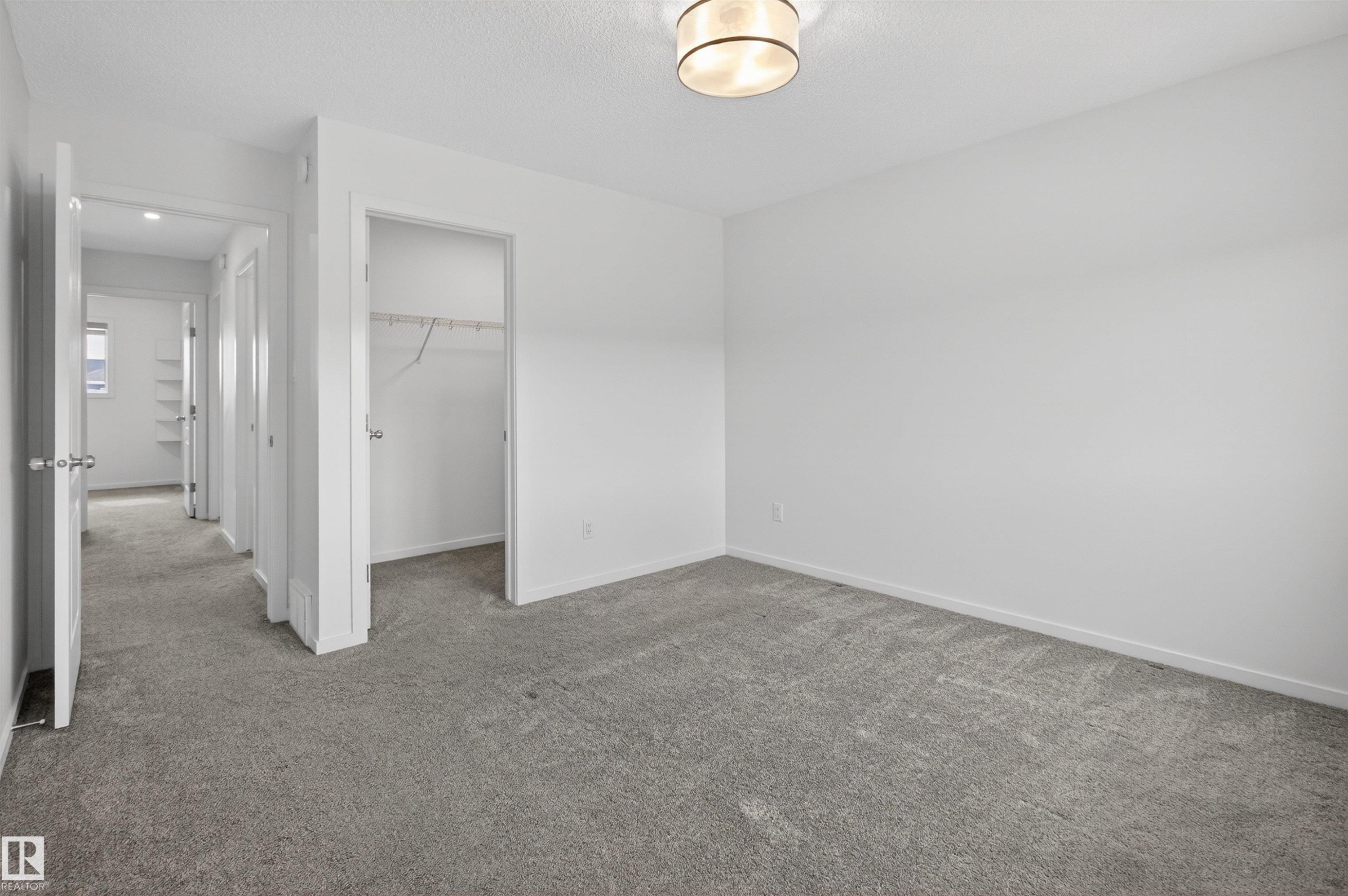 1265 Rosenthal Boulevard, Edmonton, AB - Indoor Photo Showing Other Room