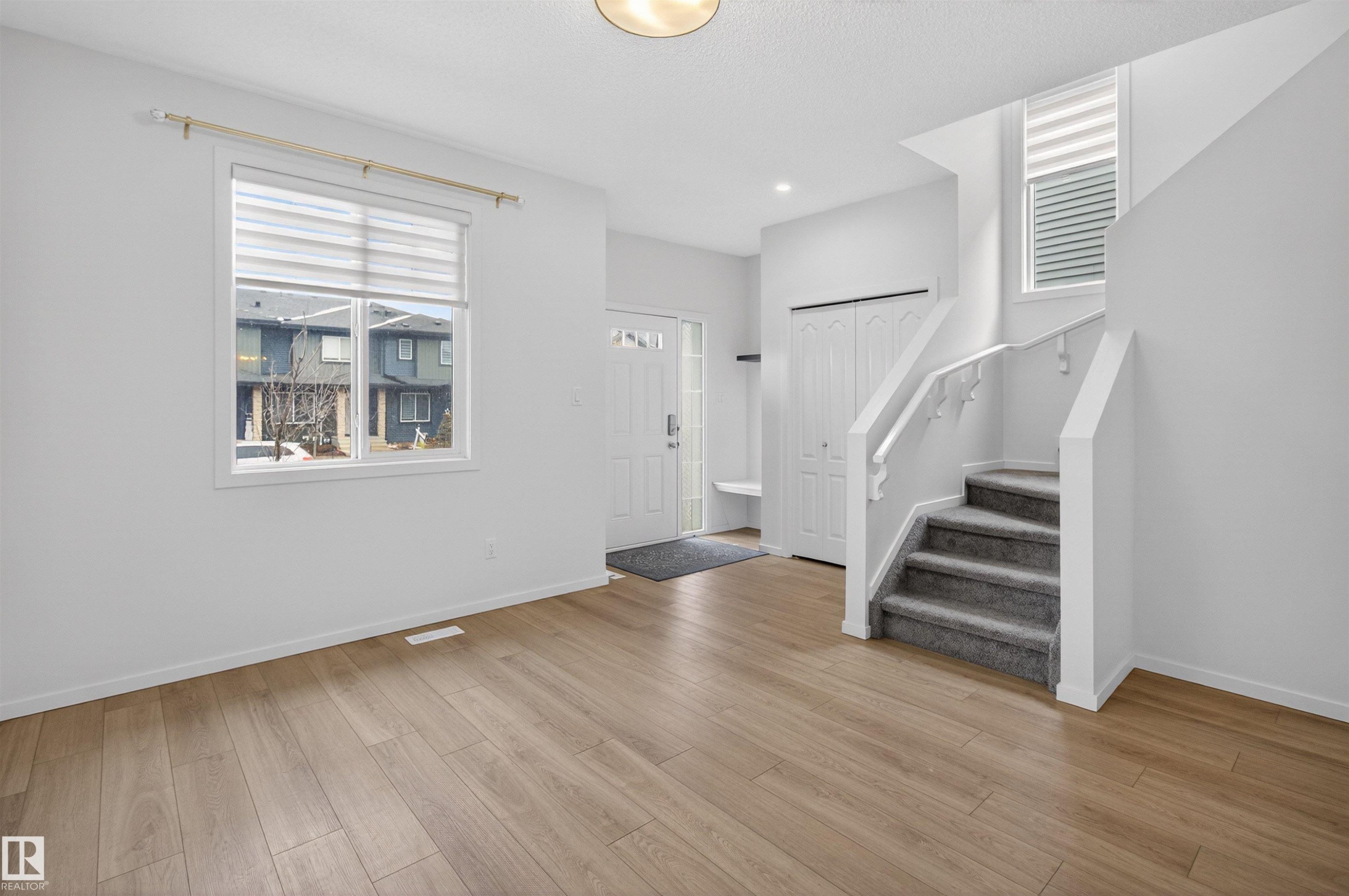 1265 Rosenthal Boulevard, Edmonton, AB - Indoor Photo Showing Other Room