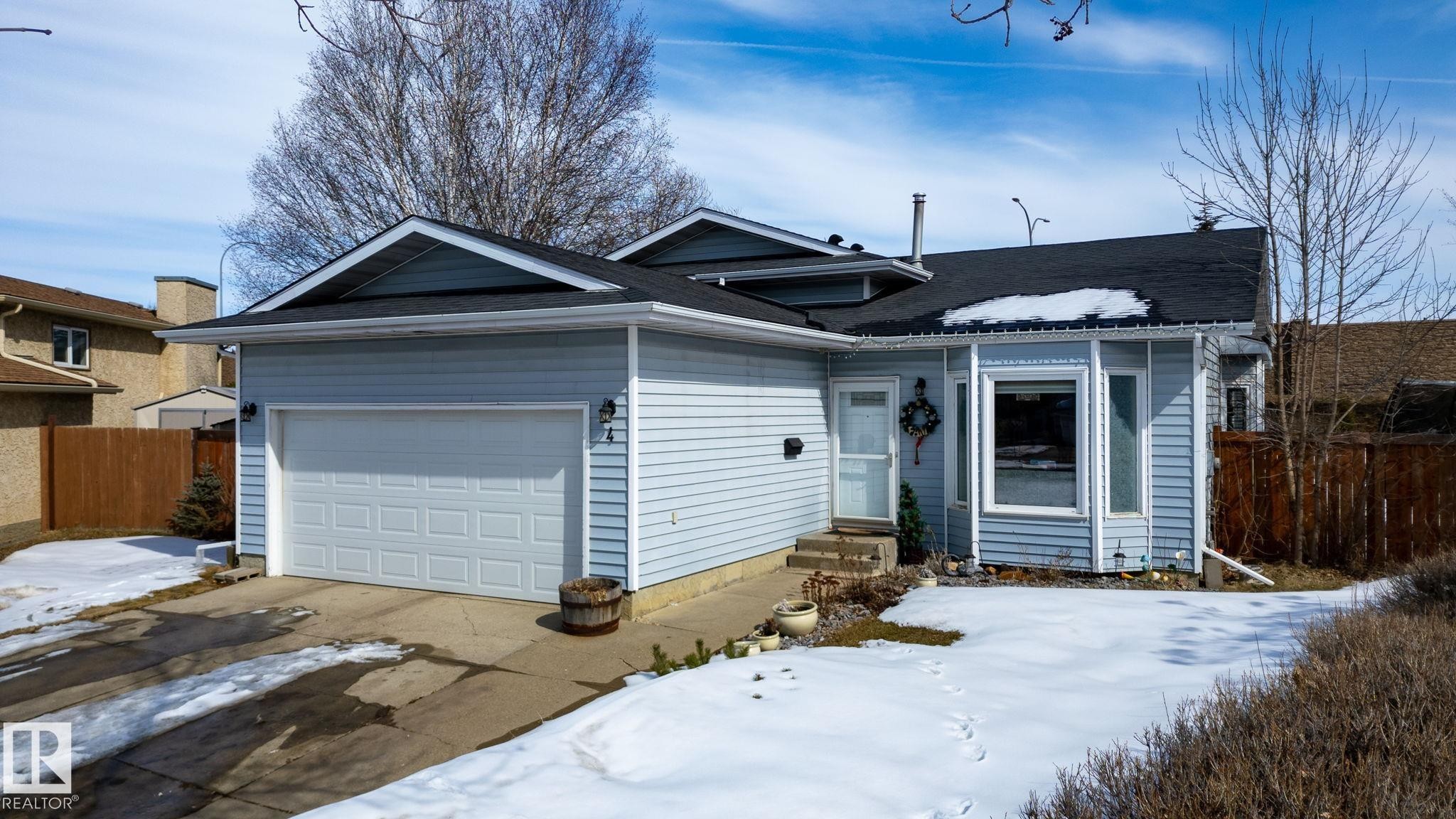 4 Dorset Place, St. Albert, AB - Outdoor
