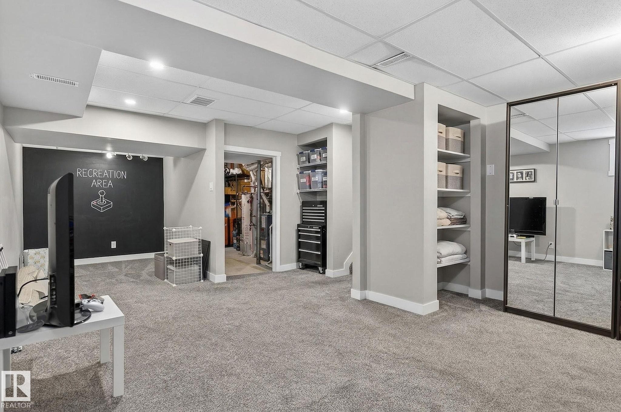 4 Dorset Place, St. Albert, AB - Indoor