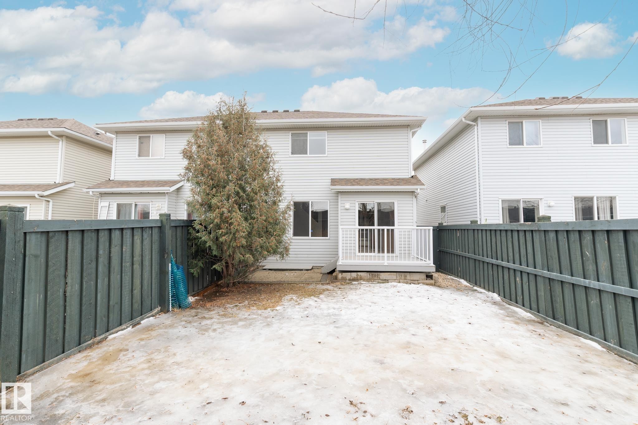 41 2021 Grantham Court, Edmonton, AB - Outdoor With Exterior