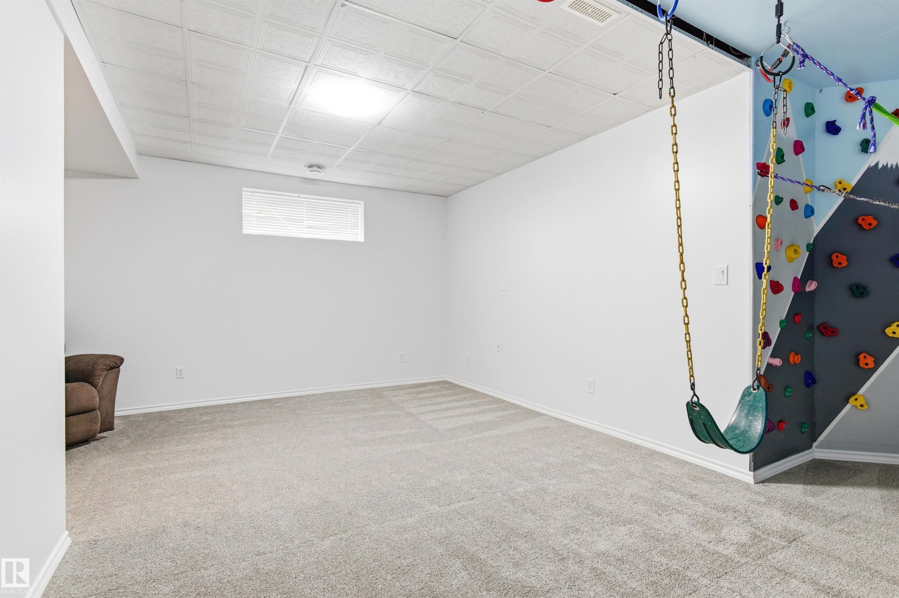 582 Glenwright Crescent, Edmonton, AB - Indoor