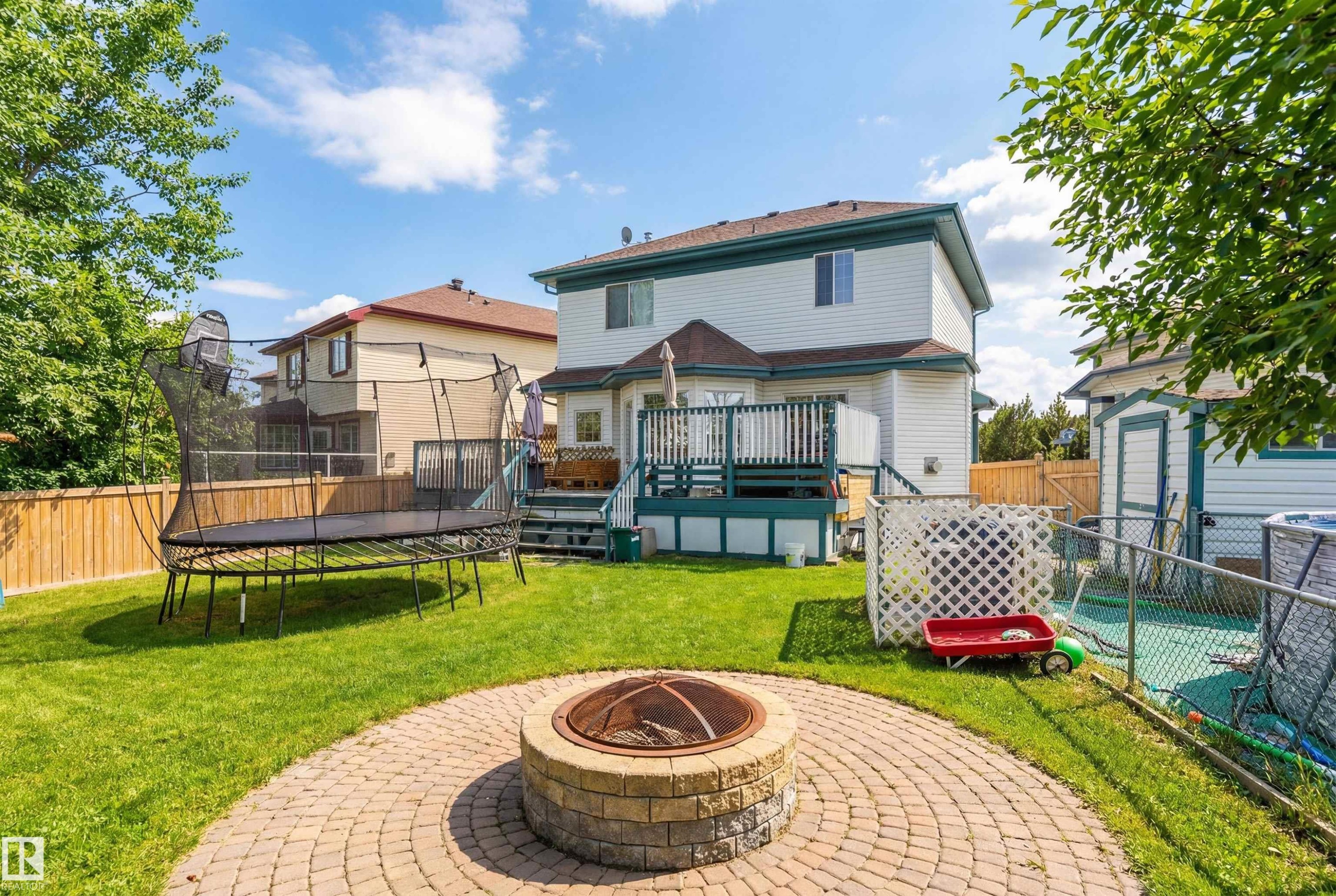 582 Glenwright Crescent, Edmonton, AB - Outdoor With Deck Patio Veranda