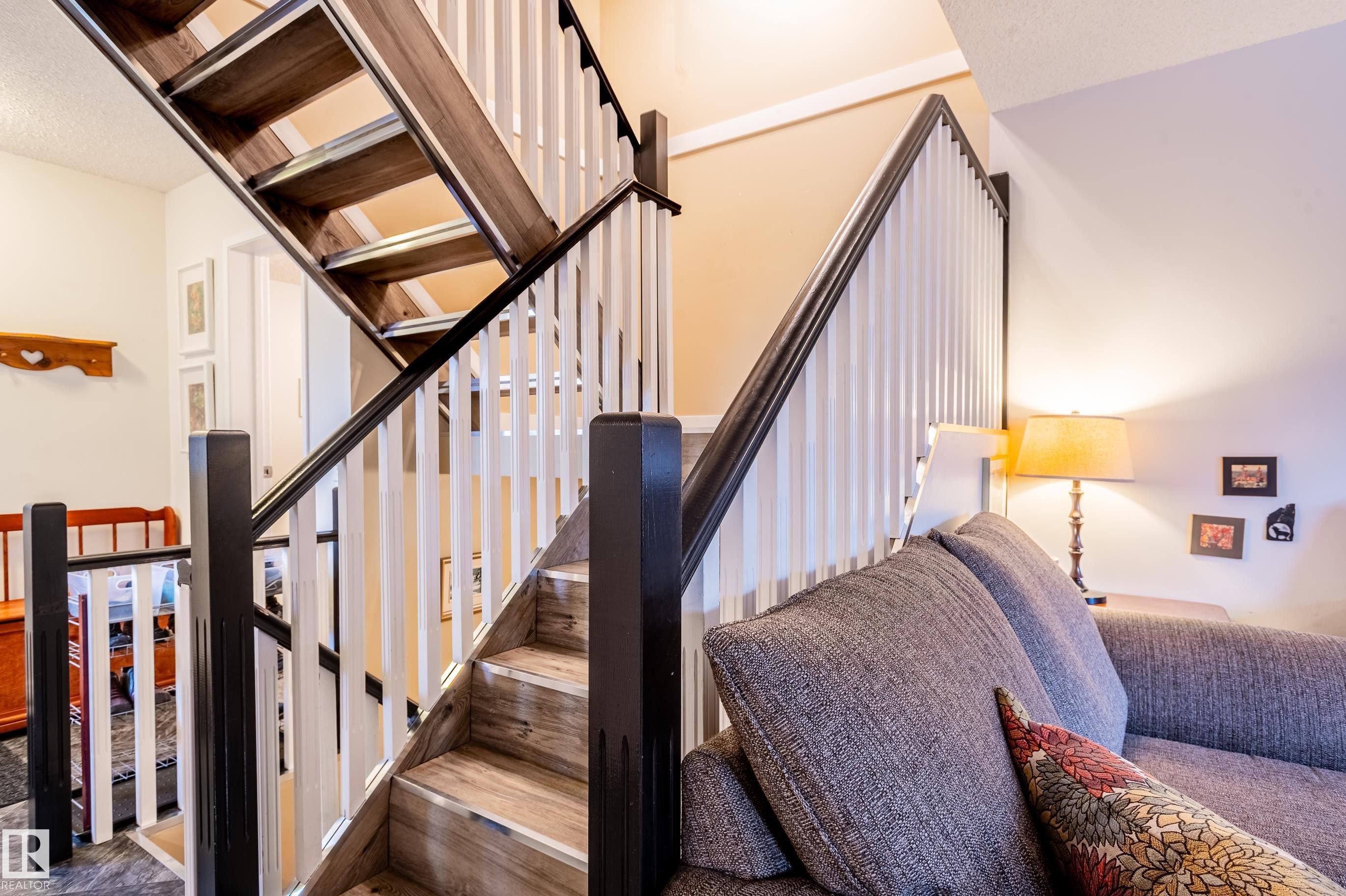 71 Forest Grove, St. Albert, AB - Indoor Photo Showing Other Room