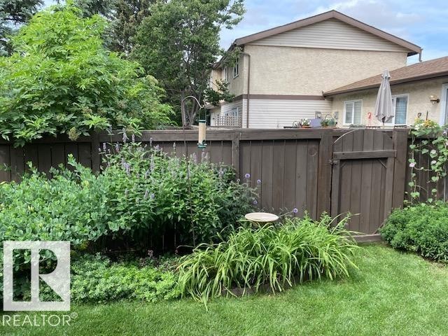 71 Forest Grove, St. Albert, AB - Outdoor