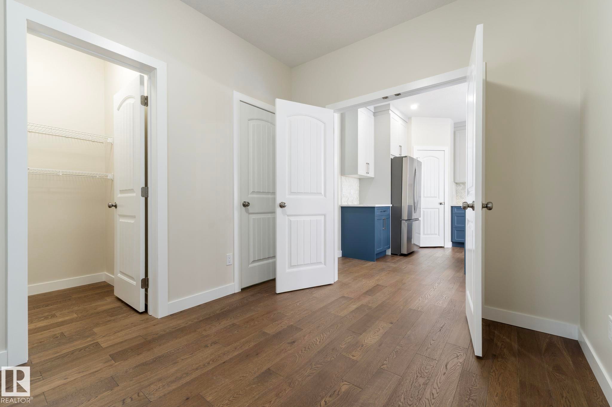 5736 176 Avenue, Edmonton, AB - Indoor Photo Showing Other Room