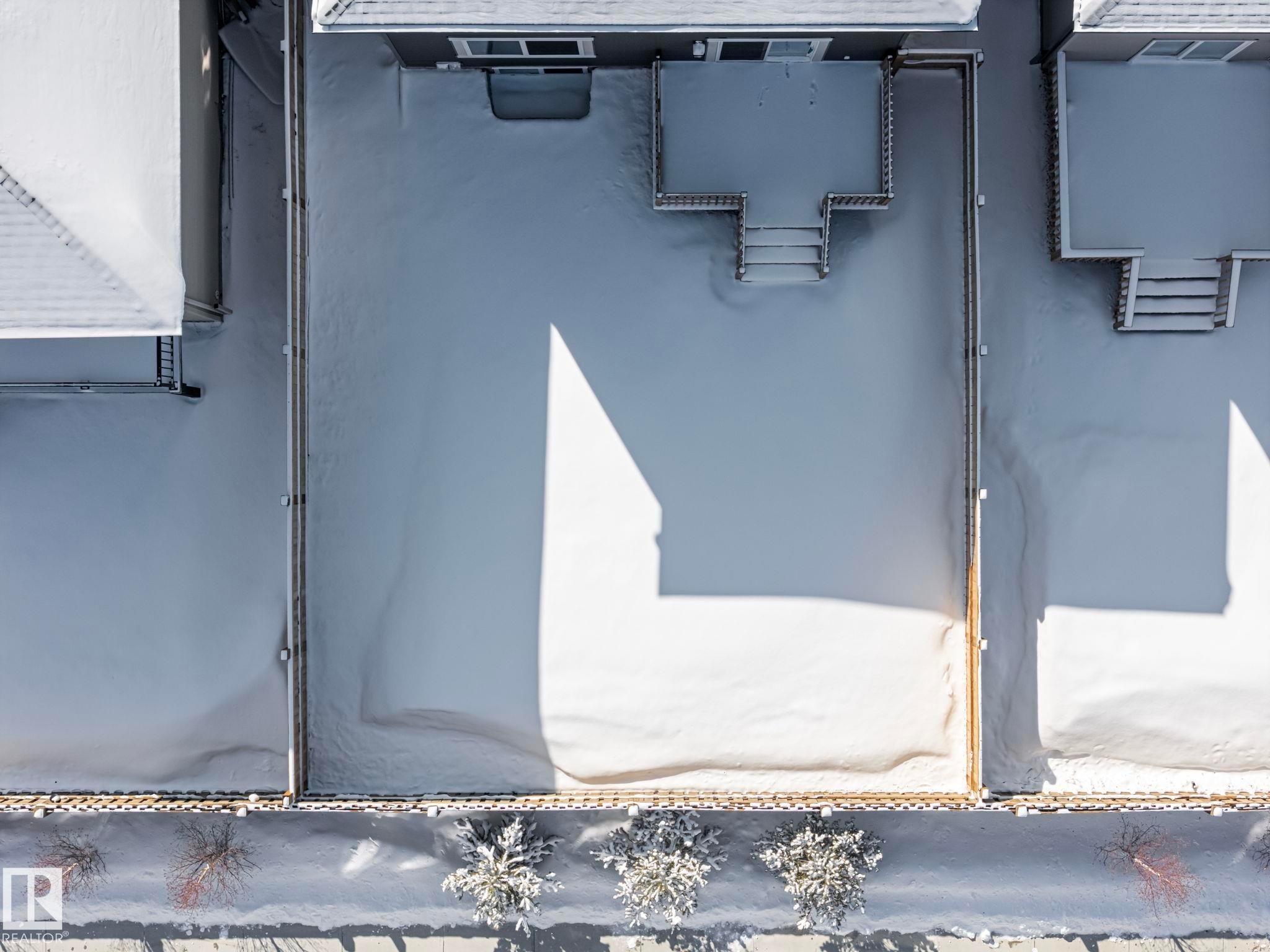 5736 176 Avenue, Edmonton, AB - Outdoor