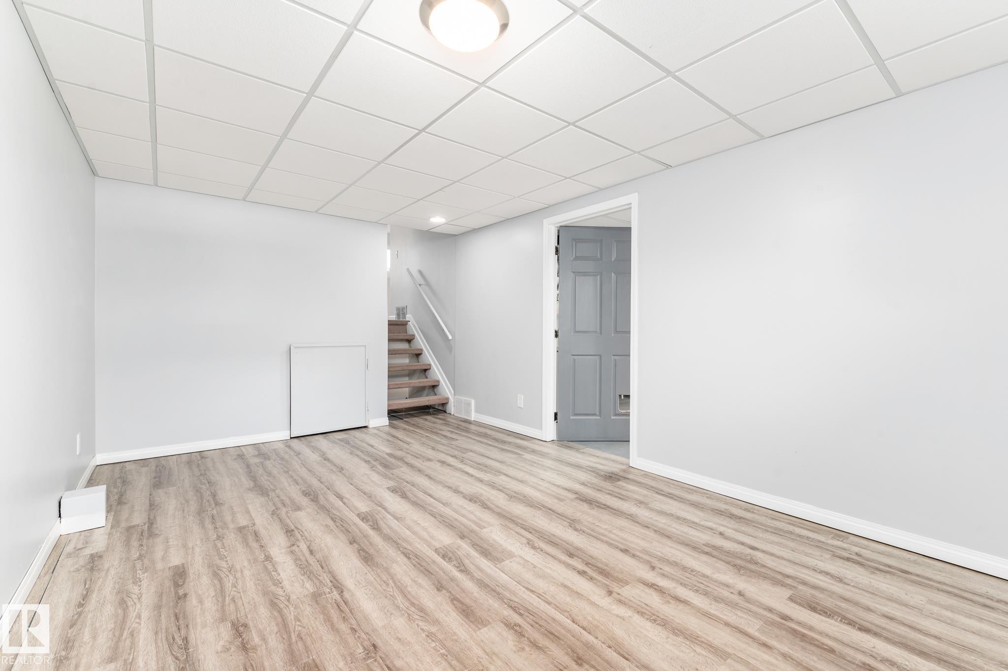 35 Wellington Crescent, Spruce Grove, AB - Indoor Photo Showing Other Room