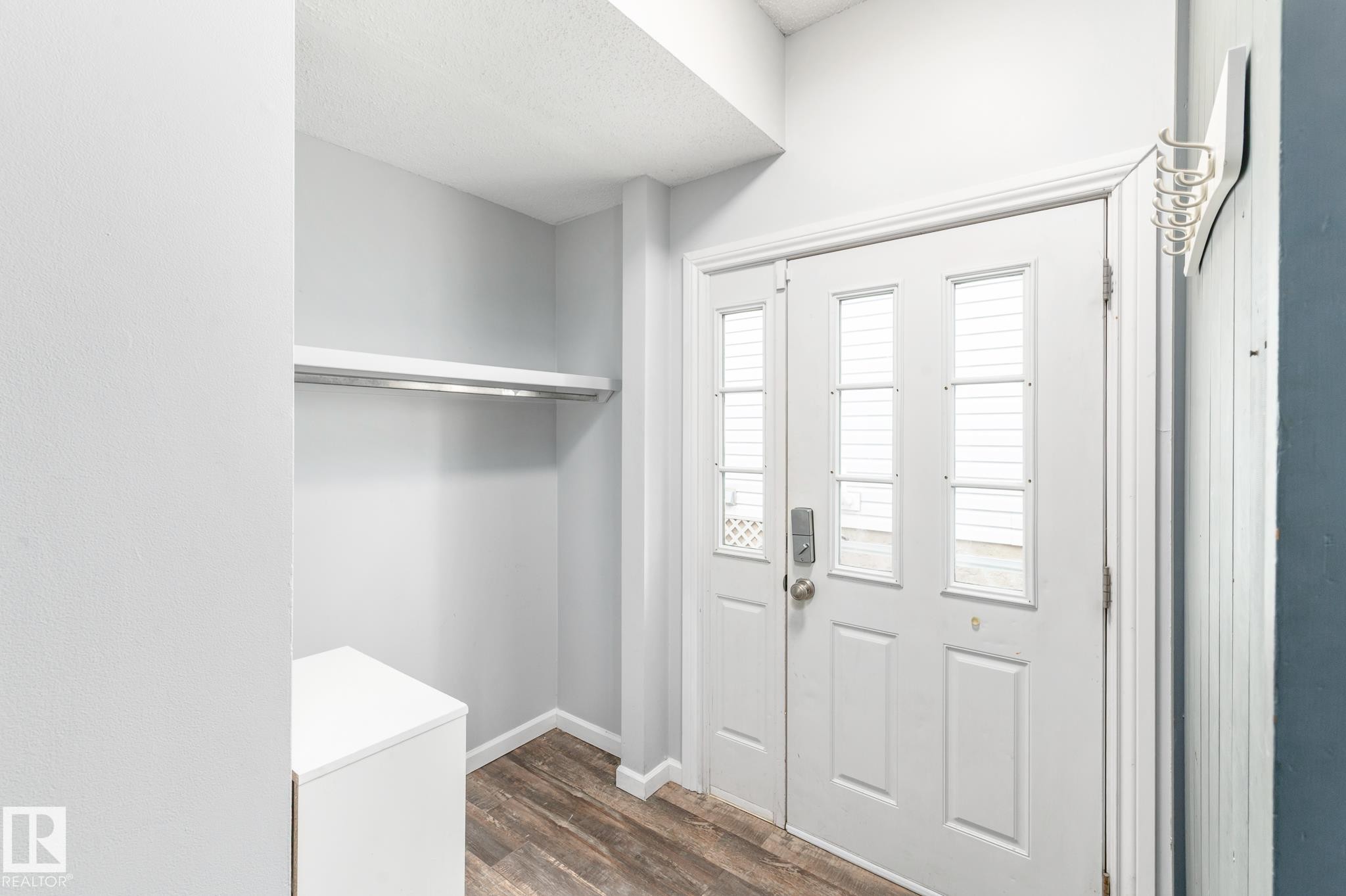 35 Wellington Crescent, Spruce Grove, AB - Indoor