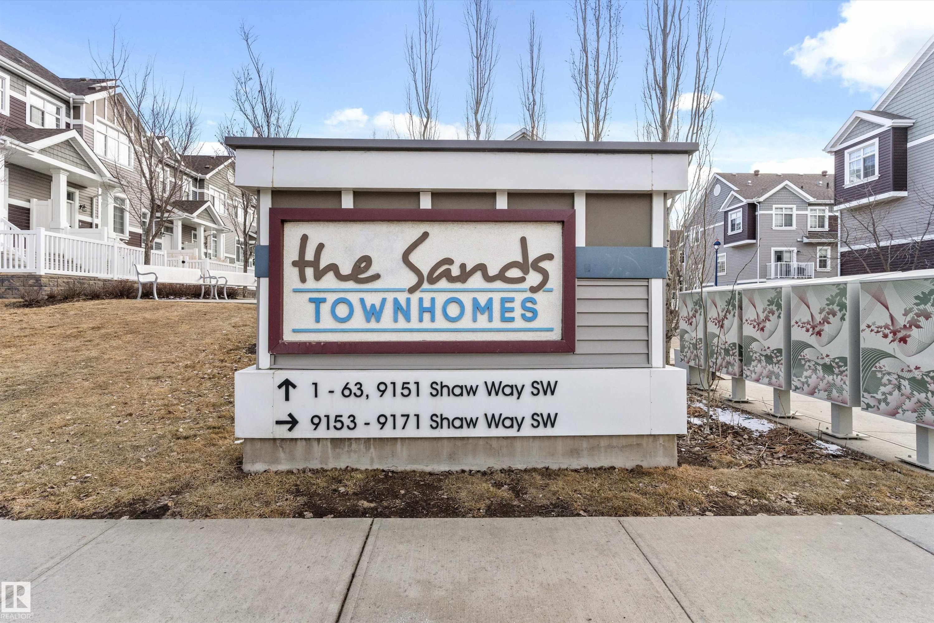 49 9151 Shaw Way, Edmonton, AB - Outdoor