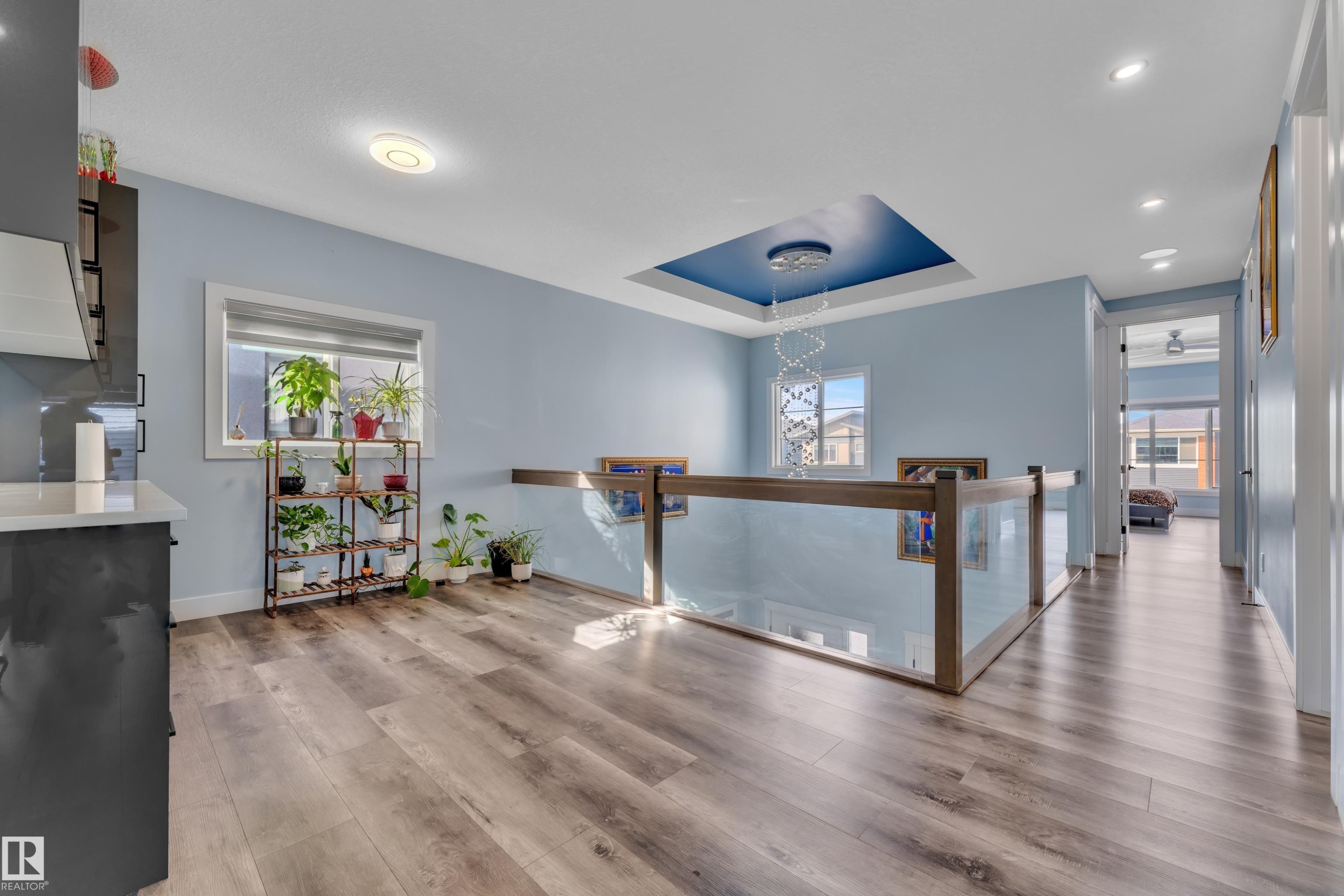 2011 18 Avenue, Edmonton, AB - Indoor