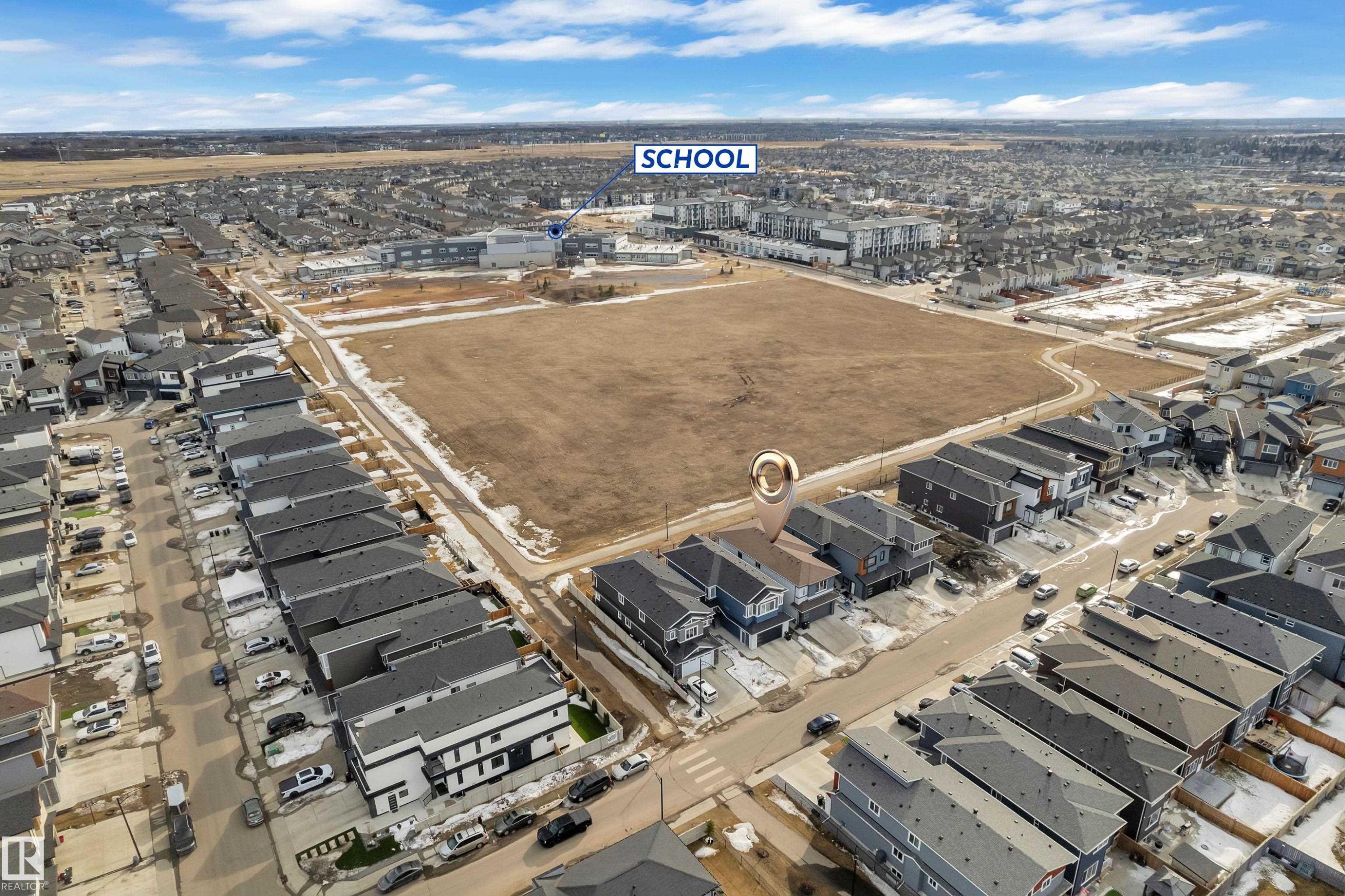 2011 18 Avenue, Edmonton, AB - Outdoor With View