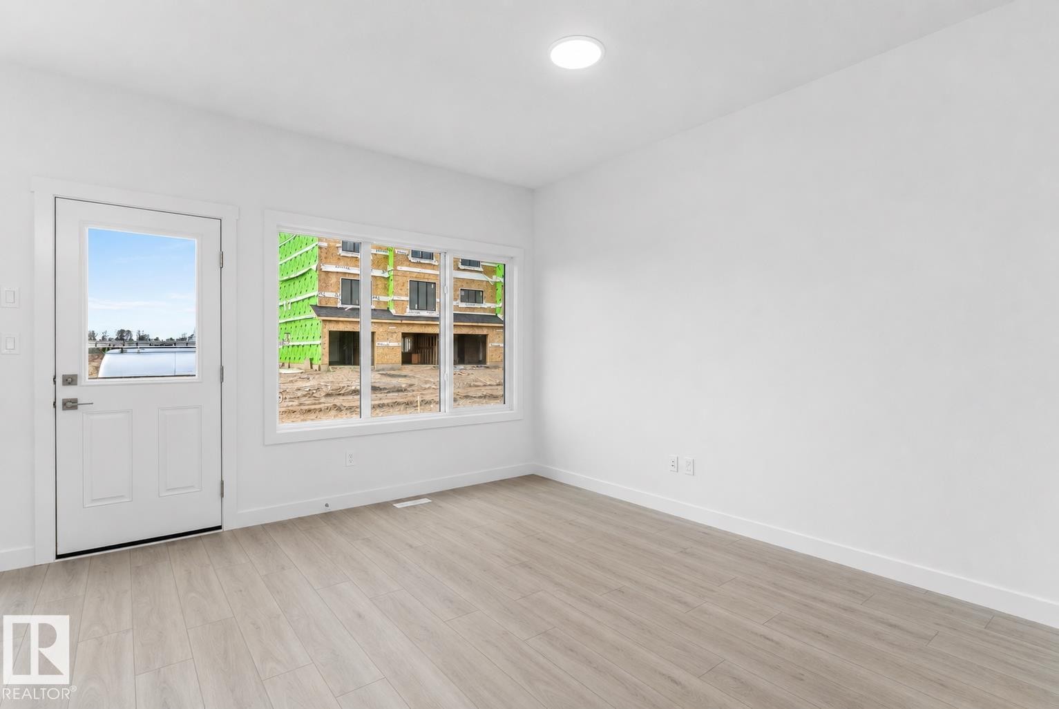 18717 18A Avenue Nw, Edmonton, AB - Indoor Photo Showing Other Room