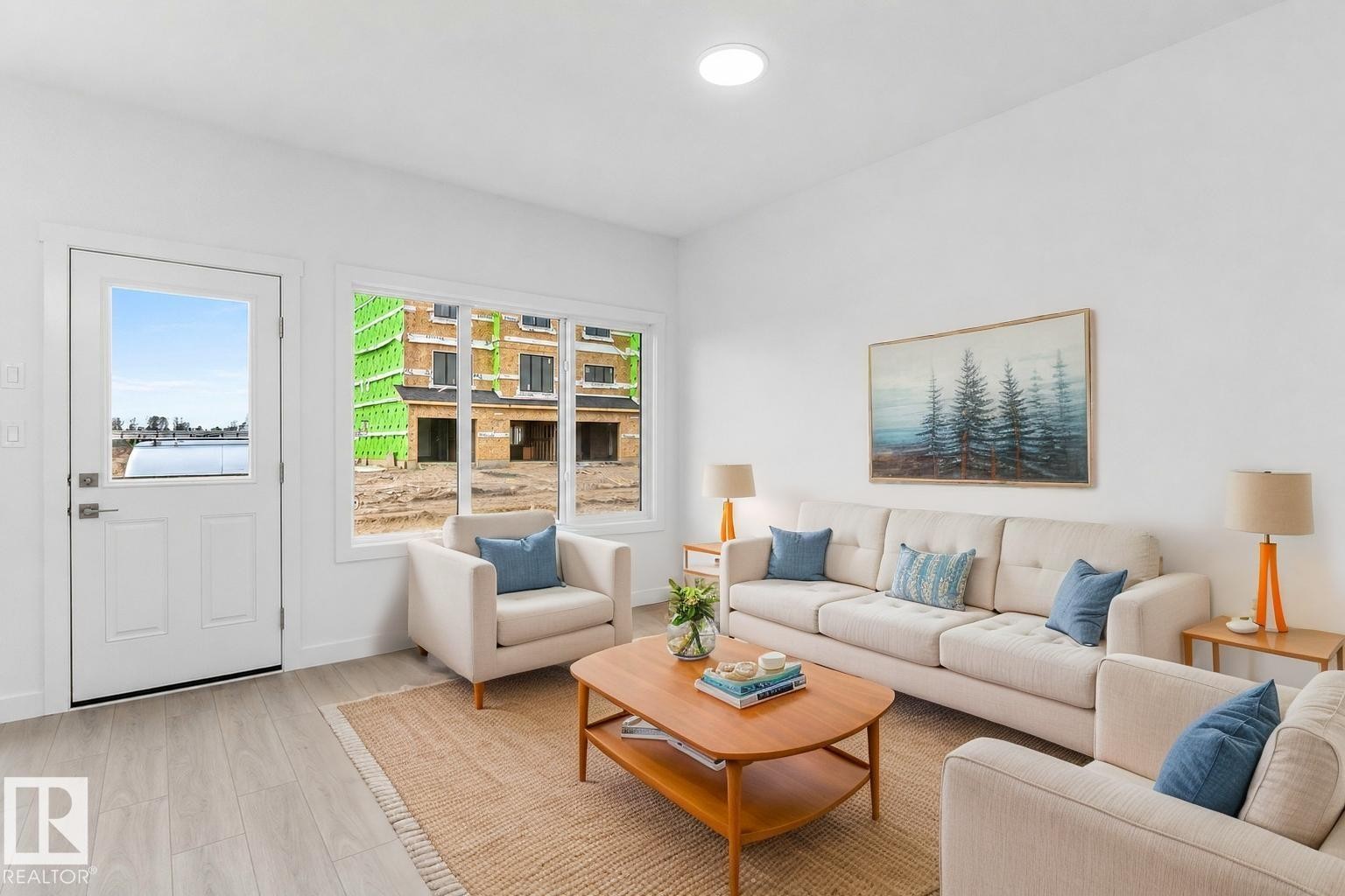 18717 18A Avenue Nw, Edmonton, AB - Indoor Photo Showing Living Room