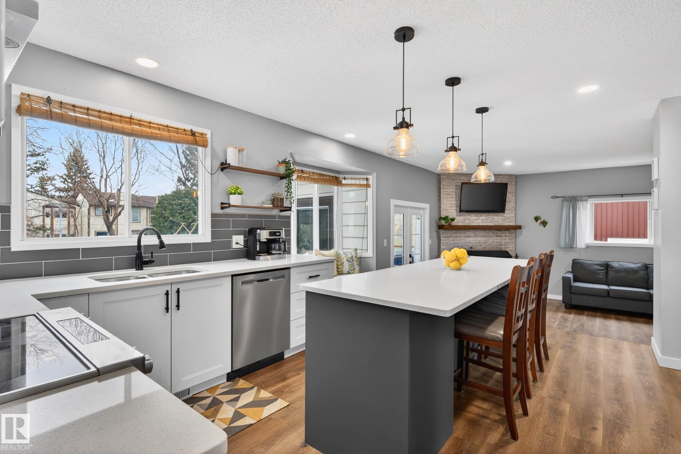 6118 37A Avenue, Edmonton, AB - Indoor Photo Showing Kitchen With Double Sink With Upgraded Kitchen