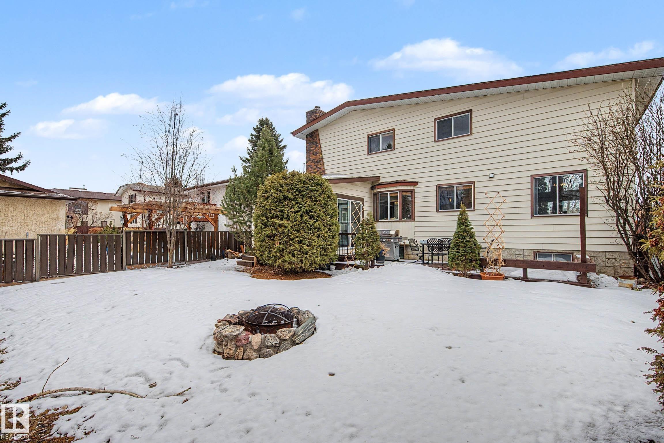 6118 37A Avenue, Edmonton, AB - Outdoor