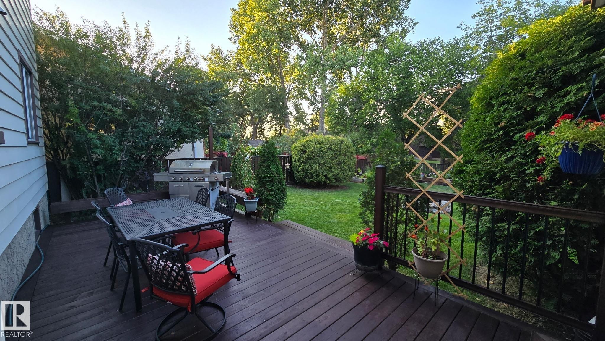 6118 37A Avenue, Edmonton, AB - Outdoor With Deck Patio Veranda