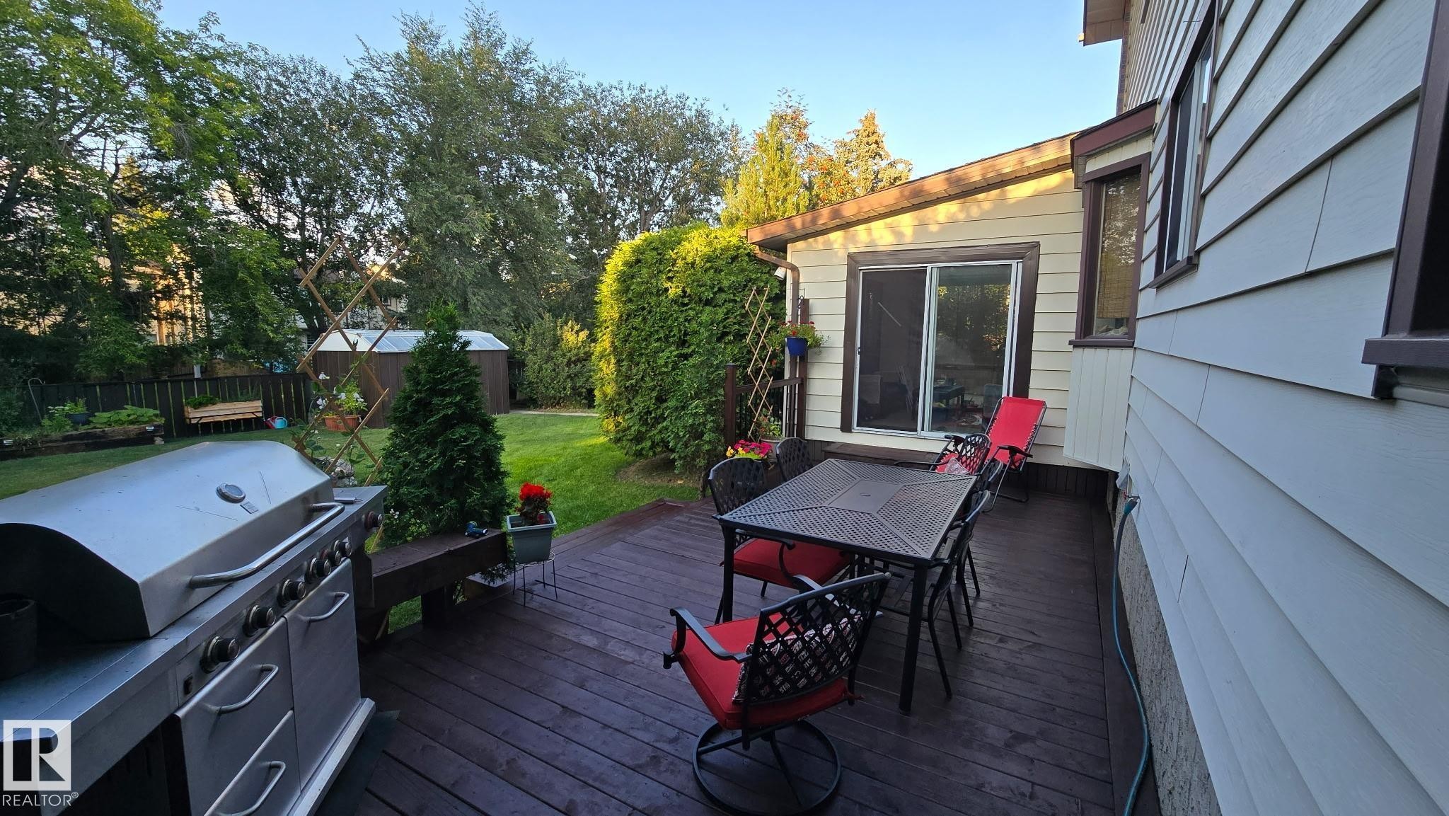 6118 37A Avenue, Edmonton, AB - Outdoor With Deck Patio Veranda With Exterior