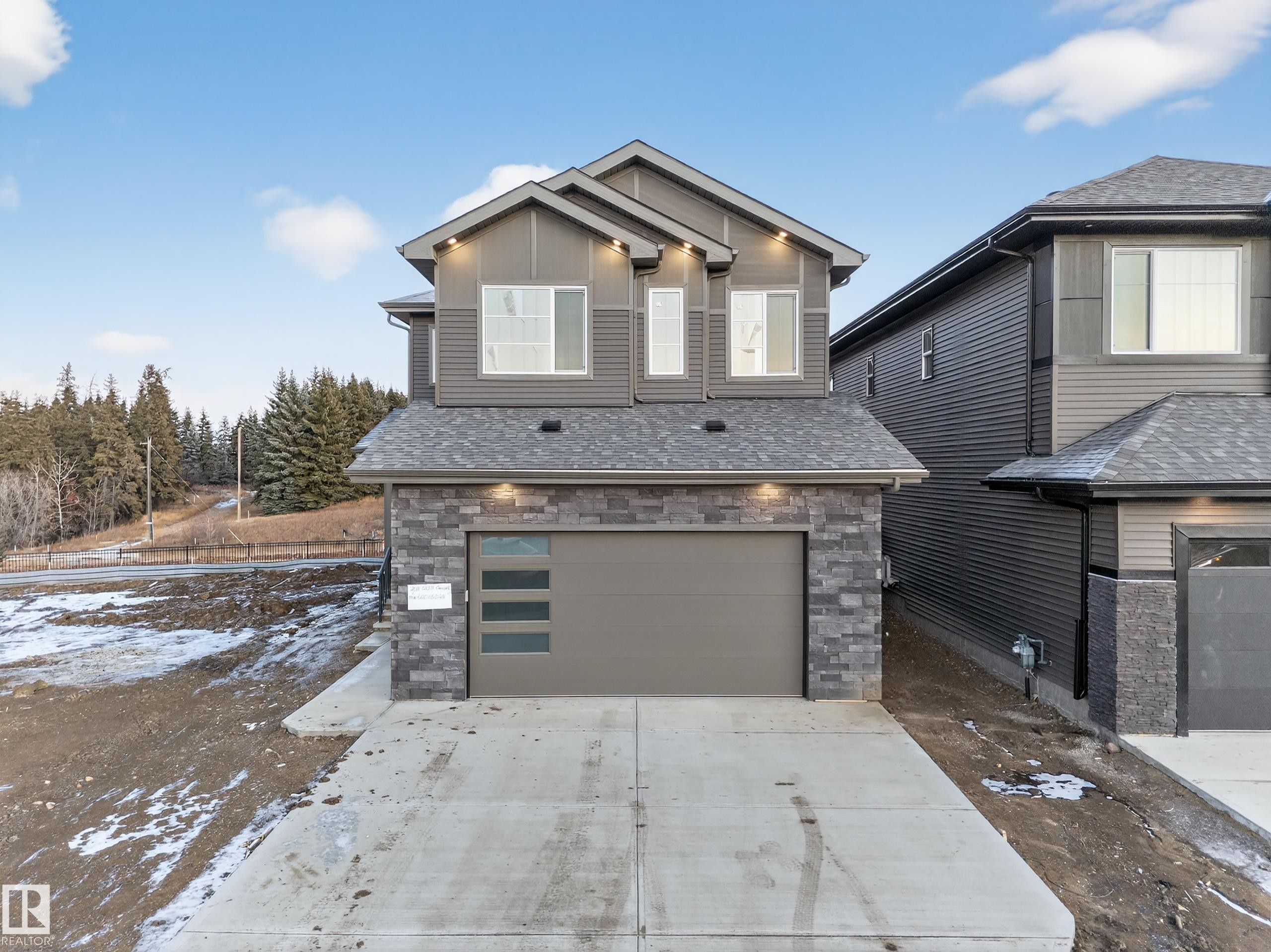 2010 Collip Crescent Sw, Edmonton, AB - Outdoor