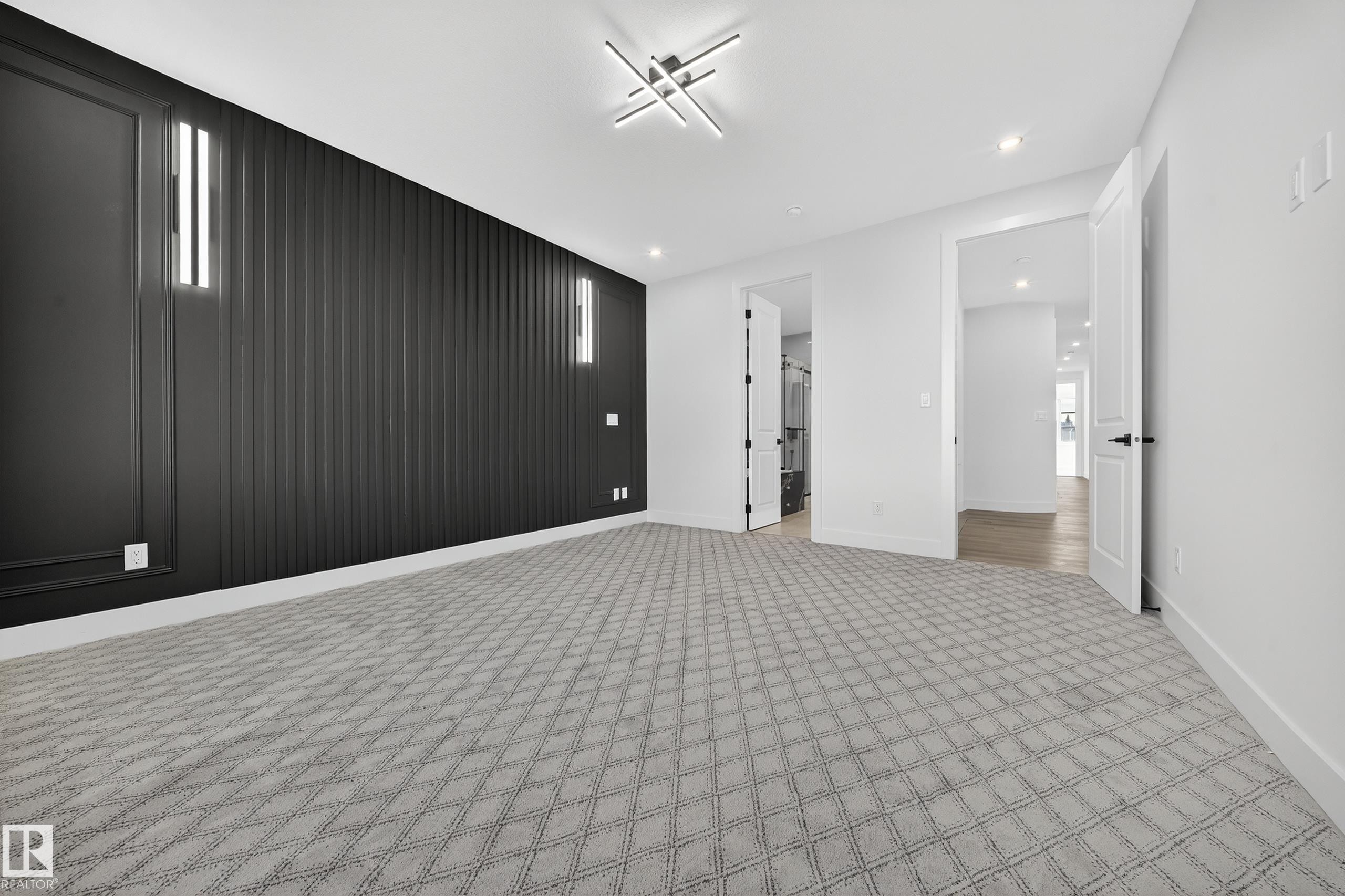 2010 Collip Crescent Sw, Edmonton, AB - Indoor Photo Showing Other Room