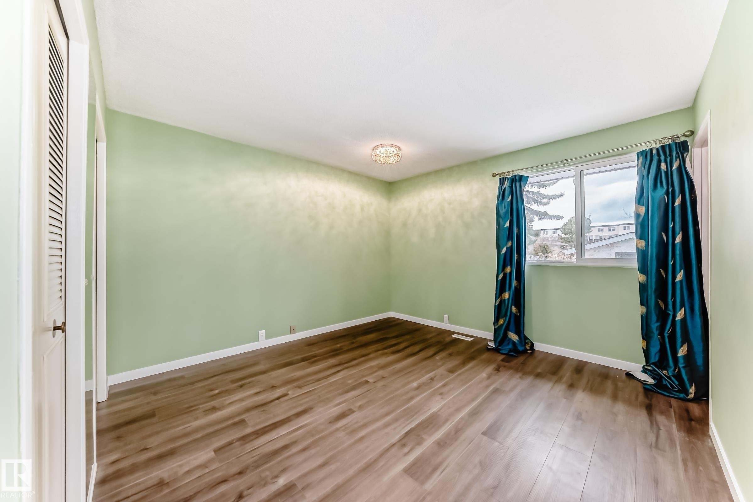 17104 85 Avenue, Edmonton, AB - Indoor Photo Showing Other Room