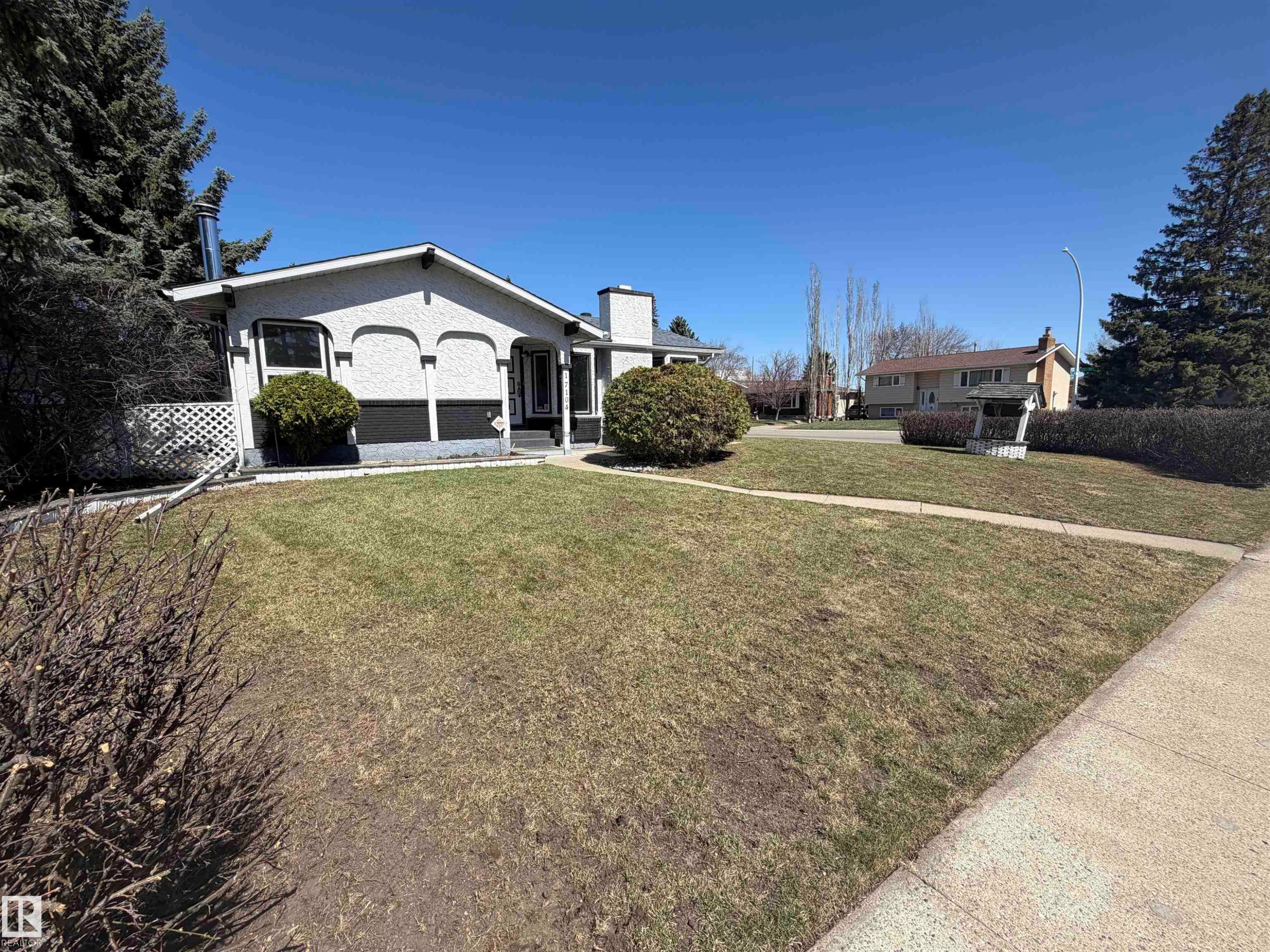 17104 85 Avenue, Edmonton, AB - Outdoor