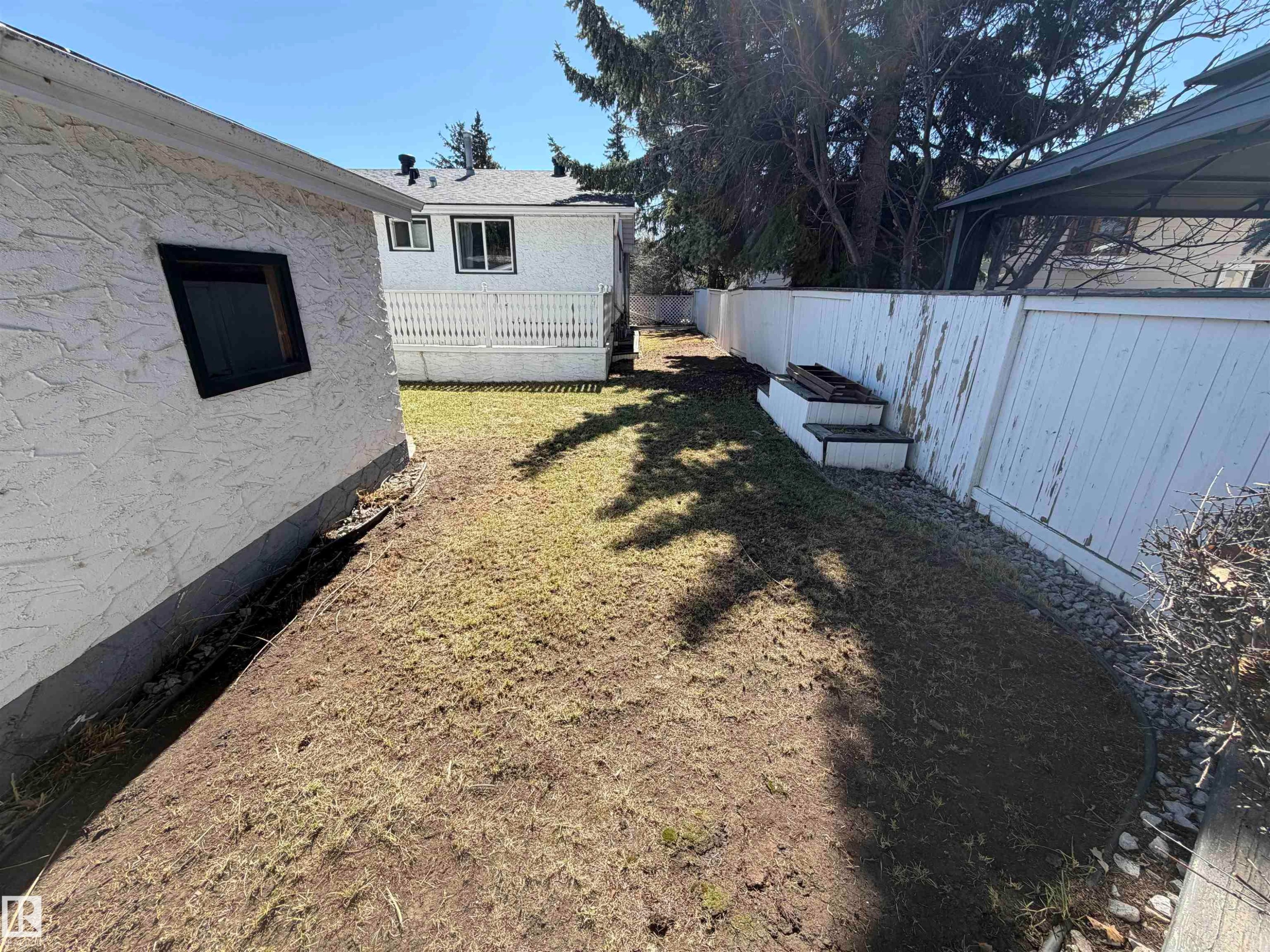 17104 85 Avenue, Edmonton, AB - Outdoor