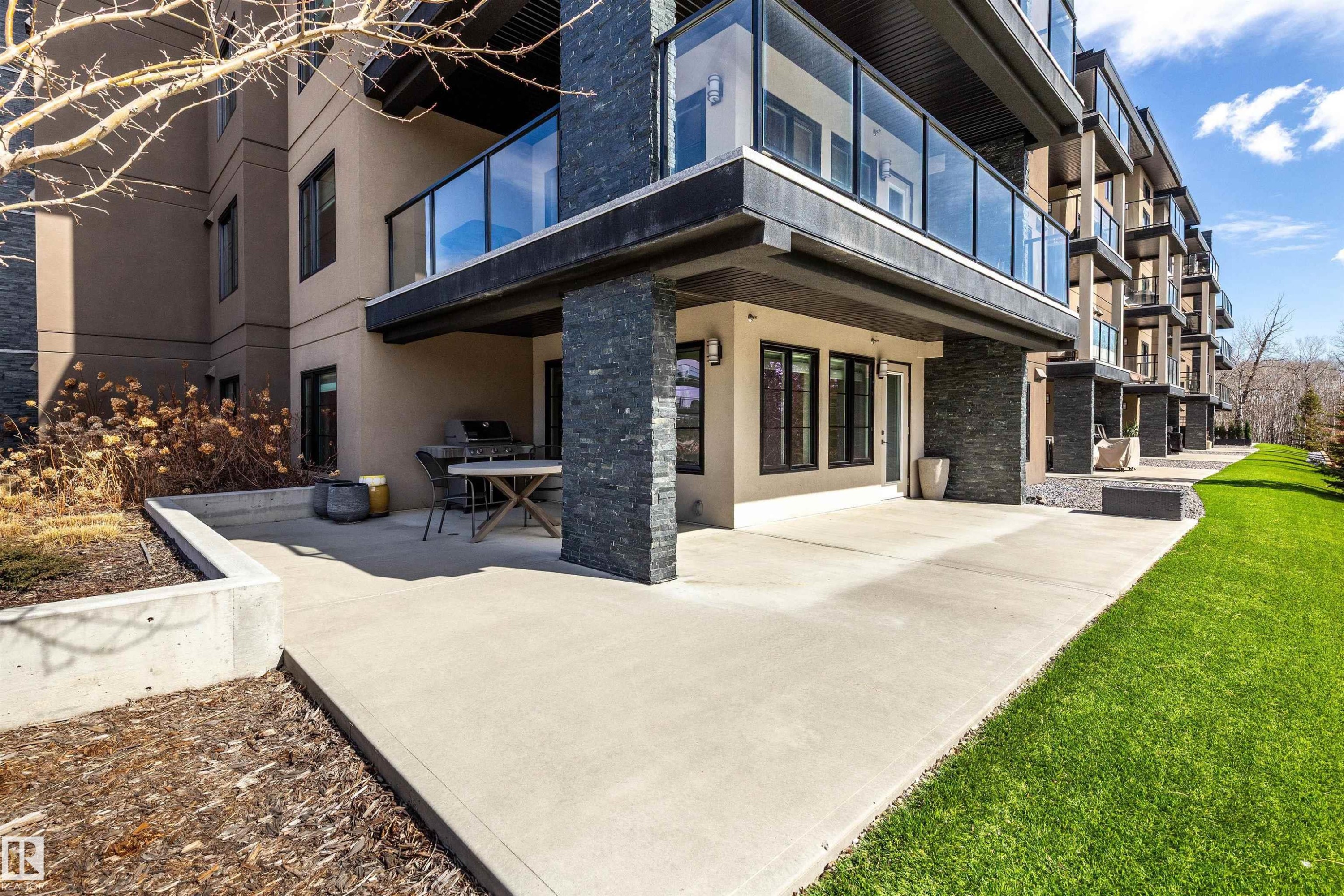 108 5025 Edgemont Boulevard, Edmonton, AB - Outdoor