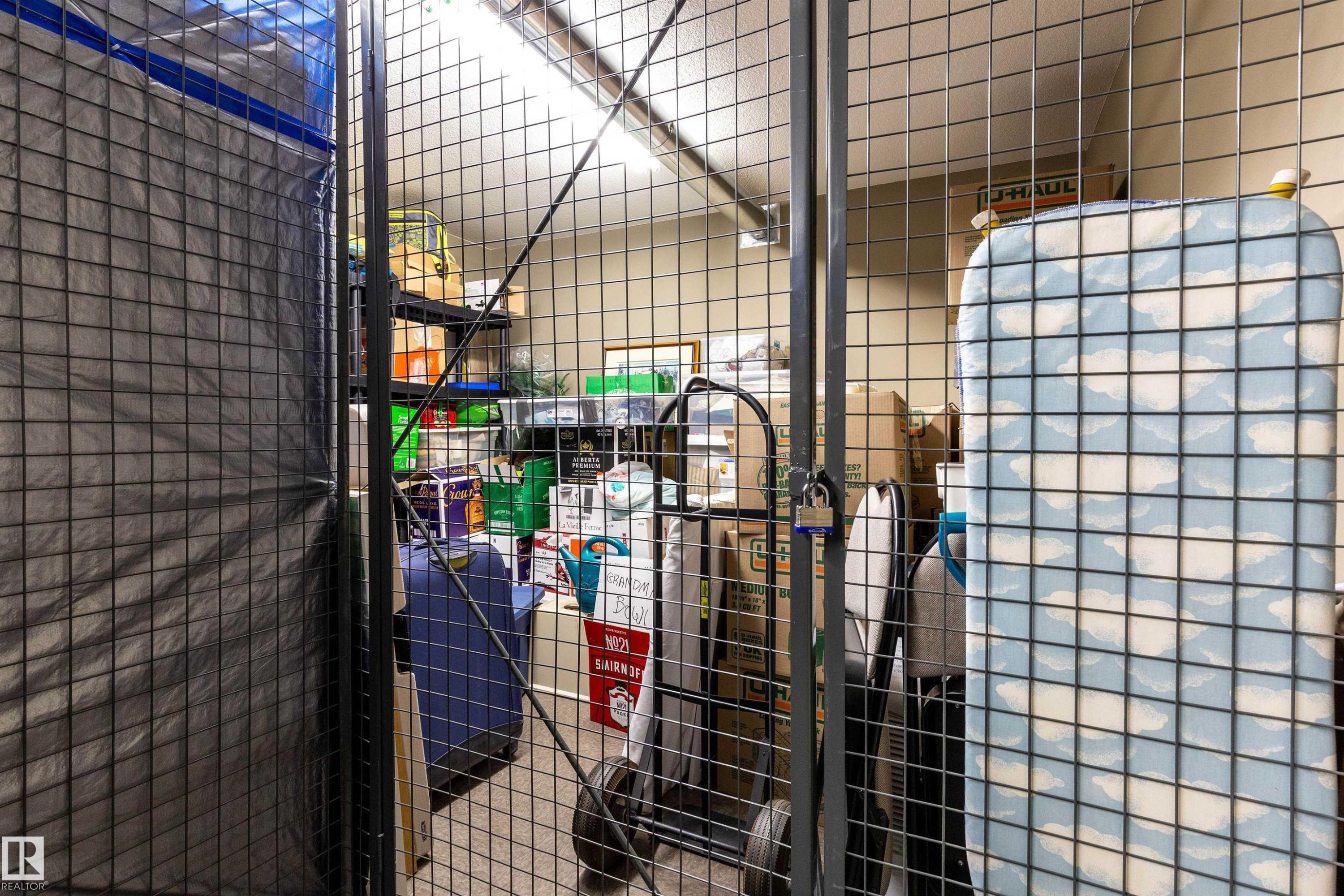 108 5025 Edgemont Boulevard, Edmonton, AB - Indoor Photo Showing Bathroom